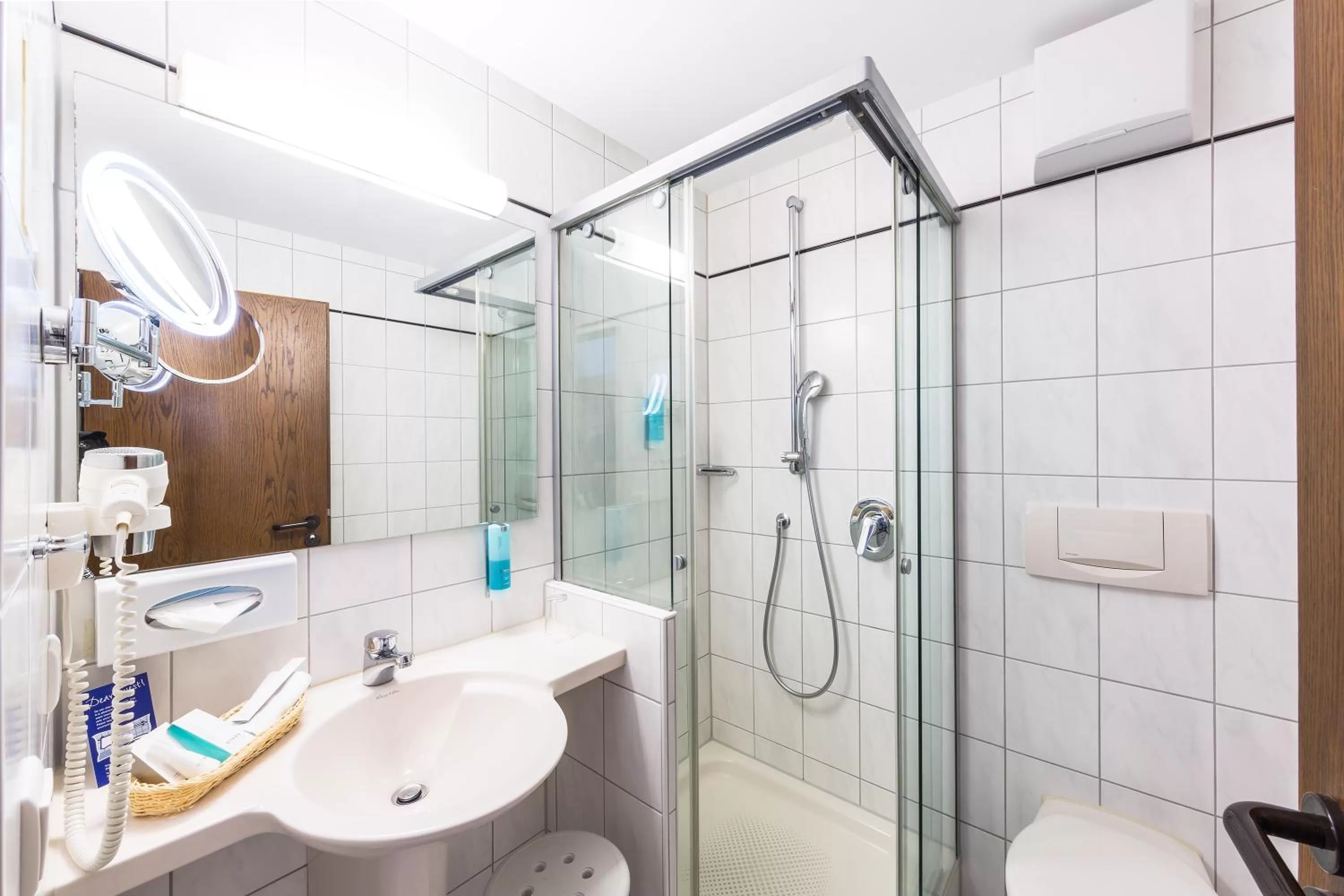 Bathroom in Parkhotel St.Leonhard