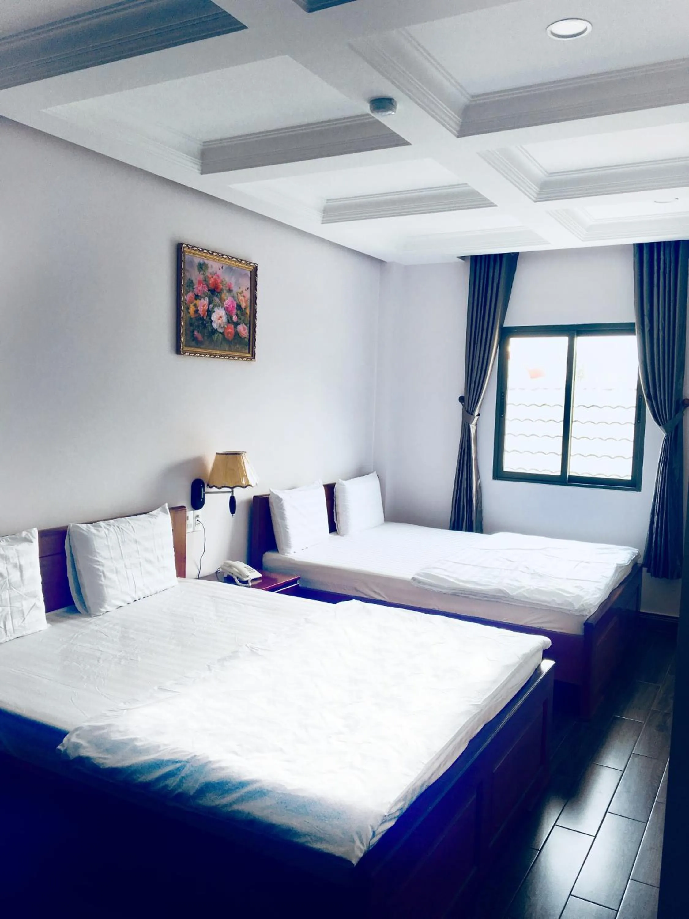 Bed in QUEEN VICTORIA Hotel