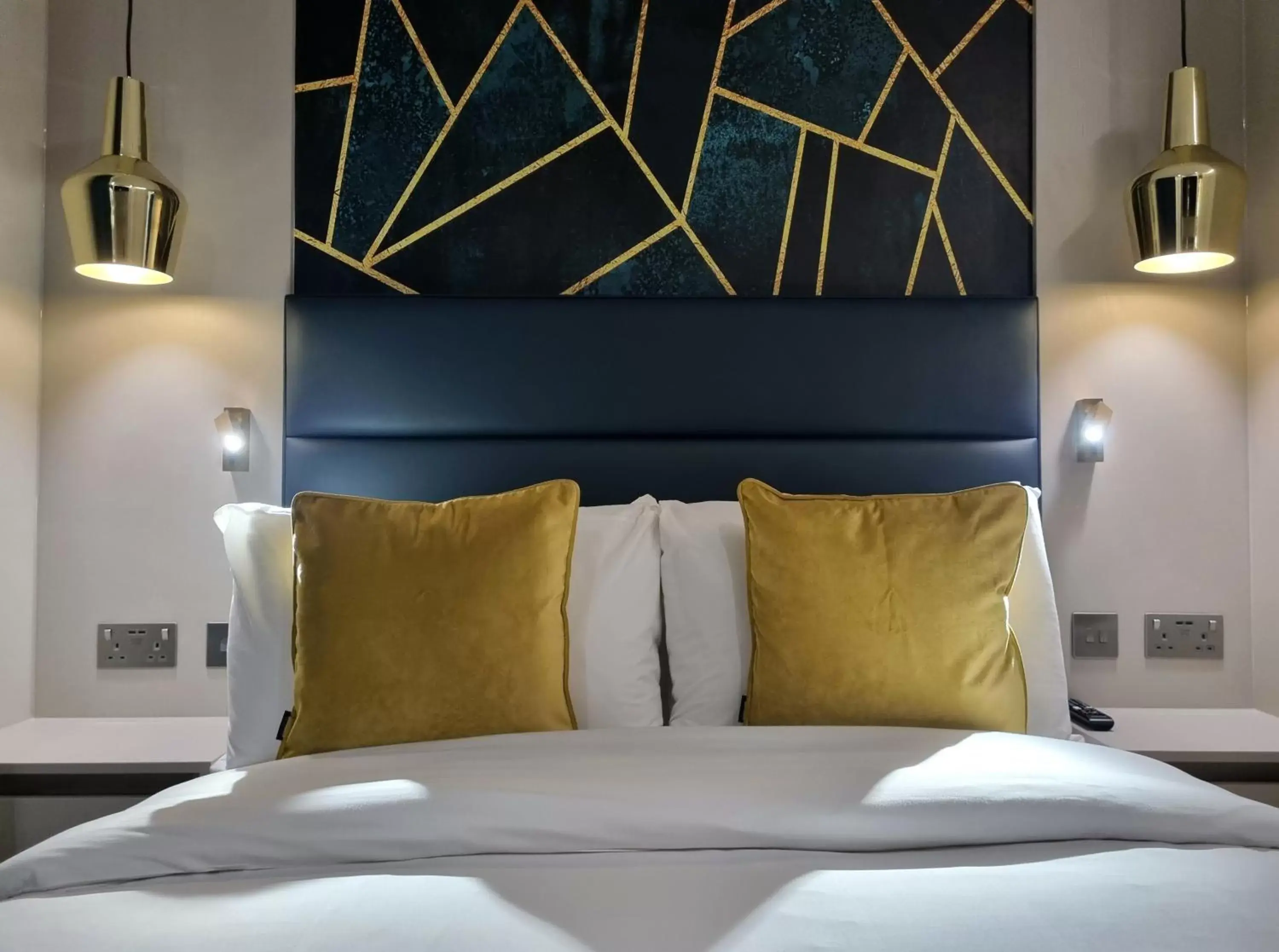 Double Studio Lower Ground floor No Windows in NOX Kensington Gardens Double Studio Lower Ground floor No Windows in NOX Kensington Gardens