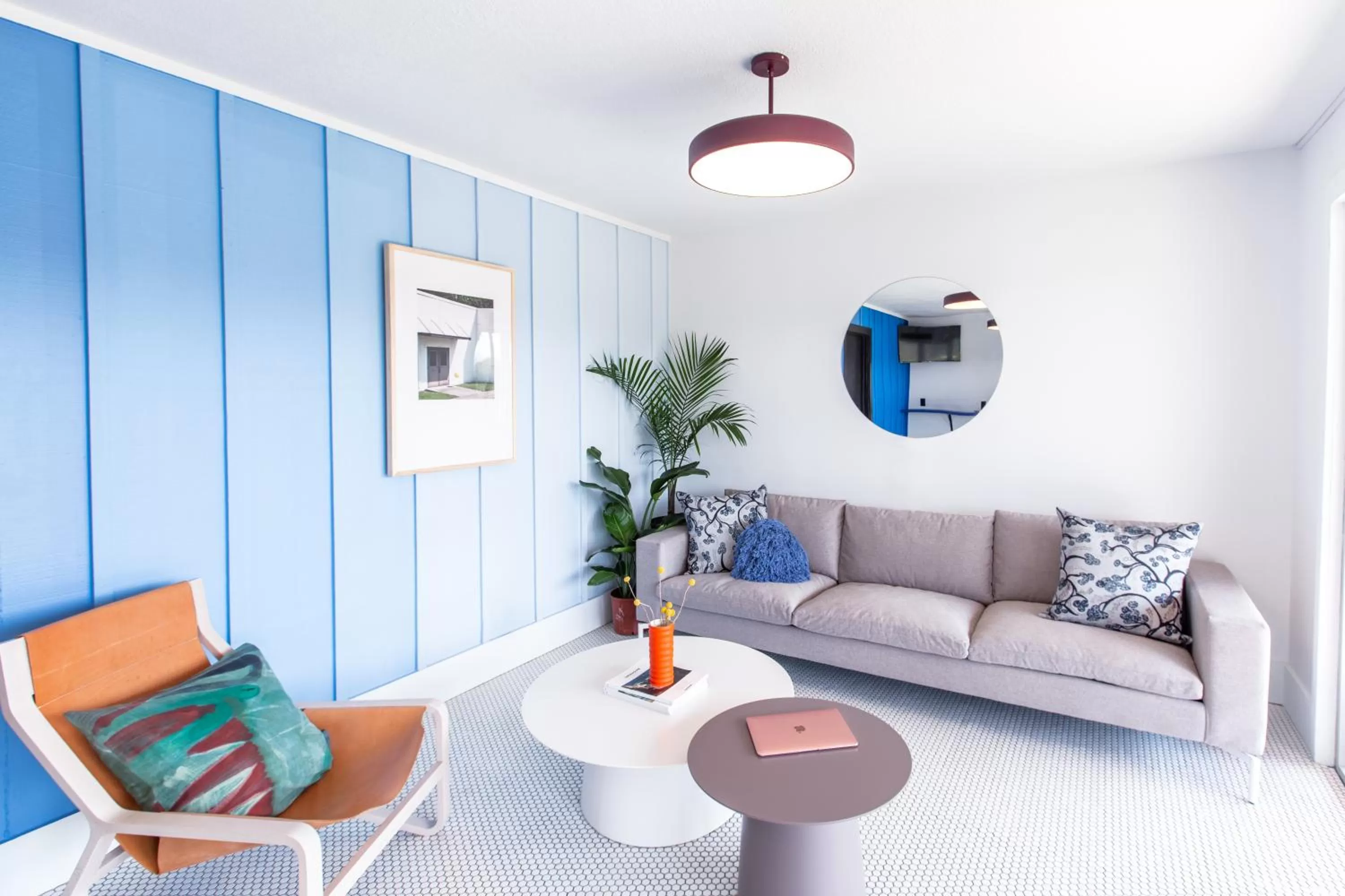 Lobby or reception in The Iris Motel