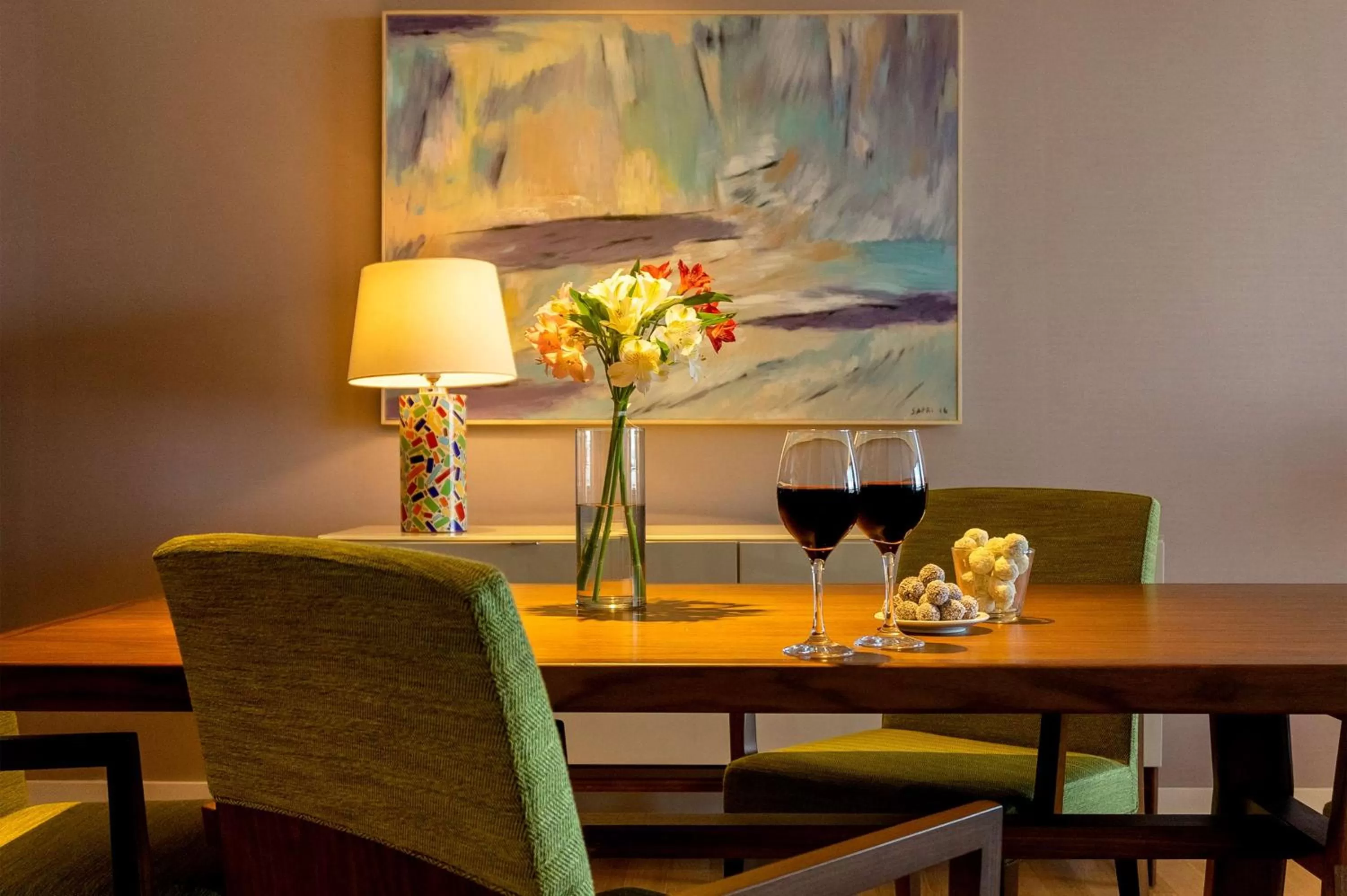 Photo of the whole room in Hyatt Centric Montevideo