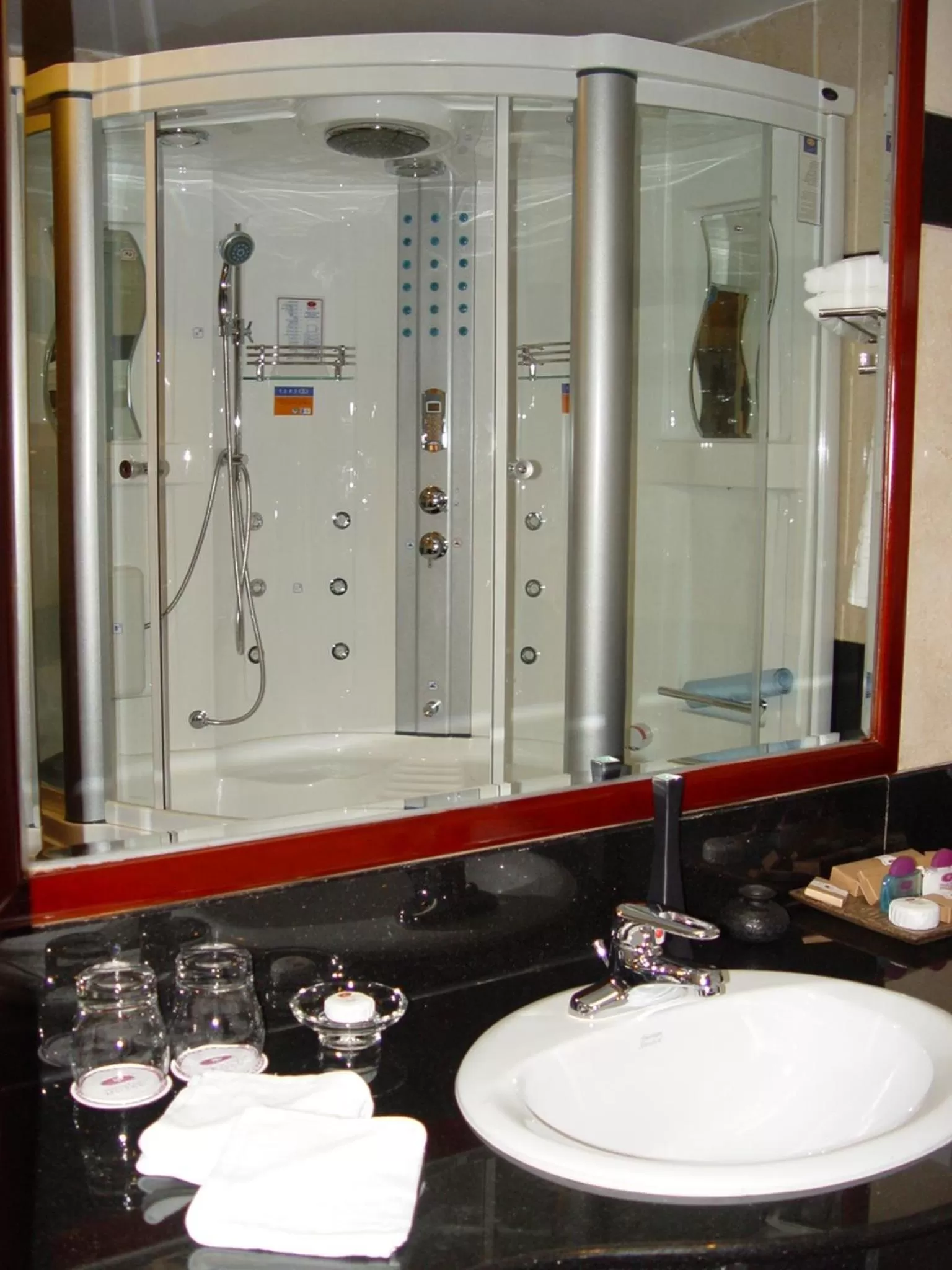 Shower, Bathroom in Phnom Penh Hotel