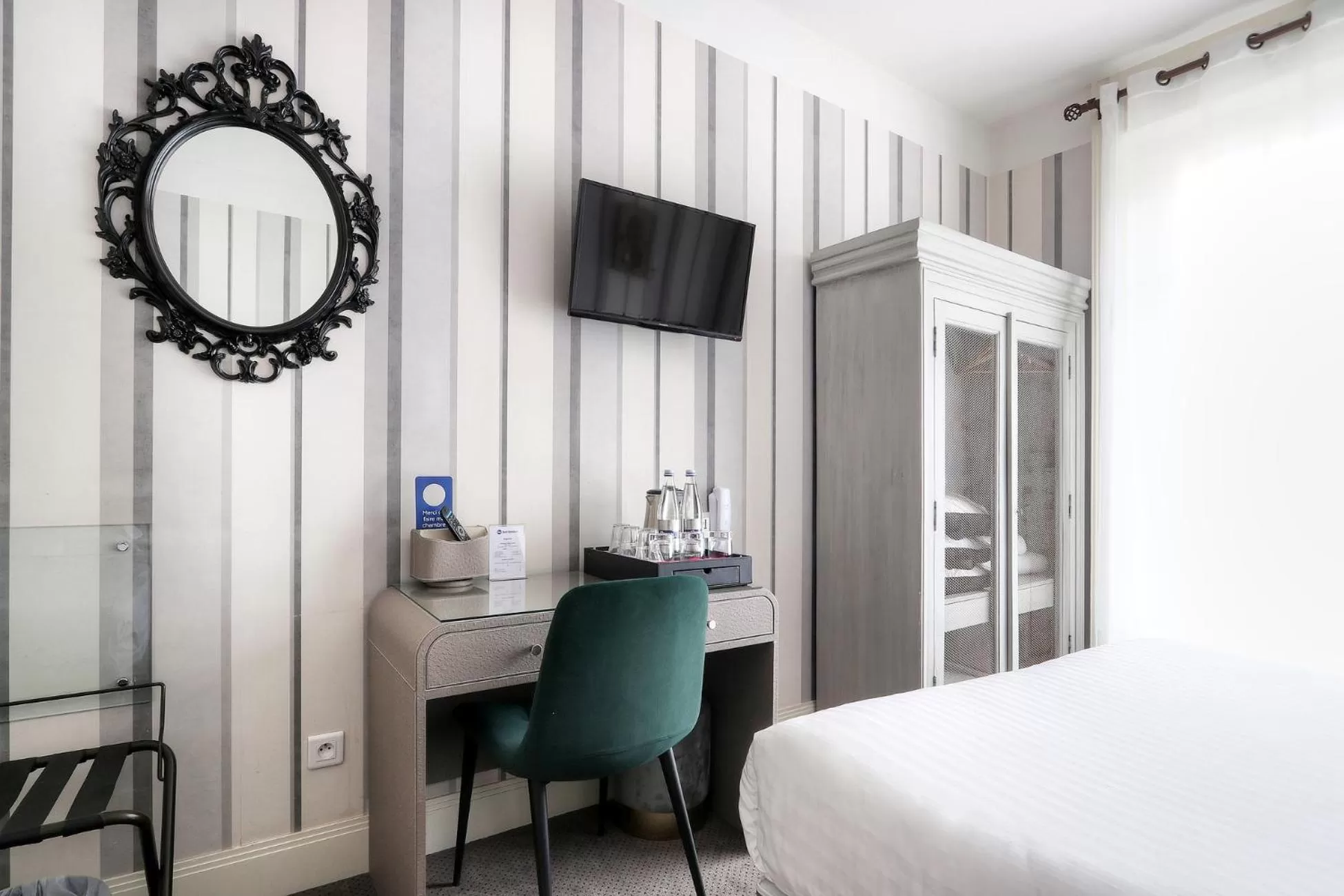 Bedroom, Bed in Best Western Hôtel Brittany La Baule Centre & Plages