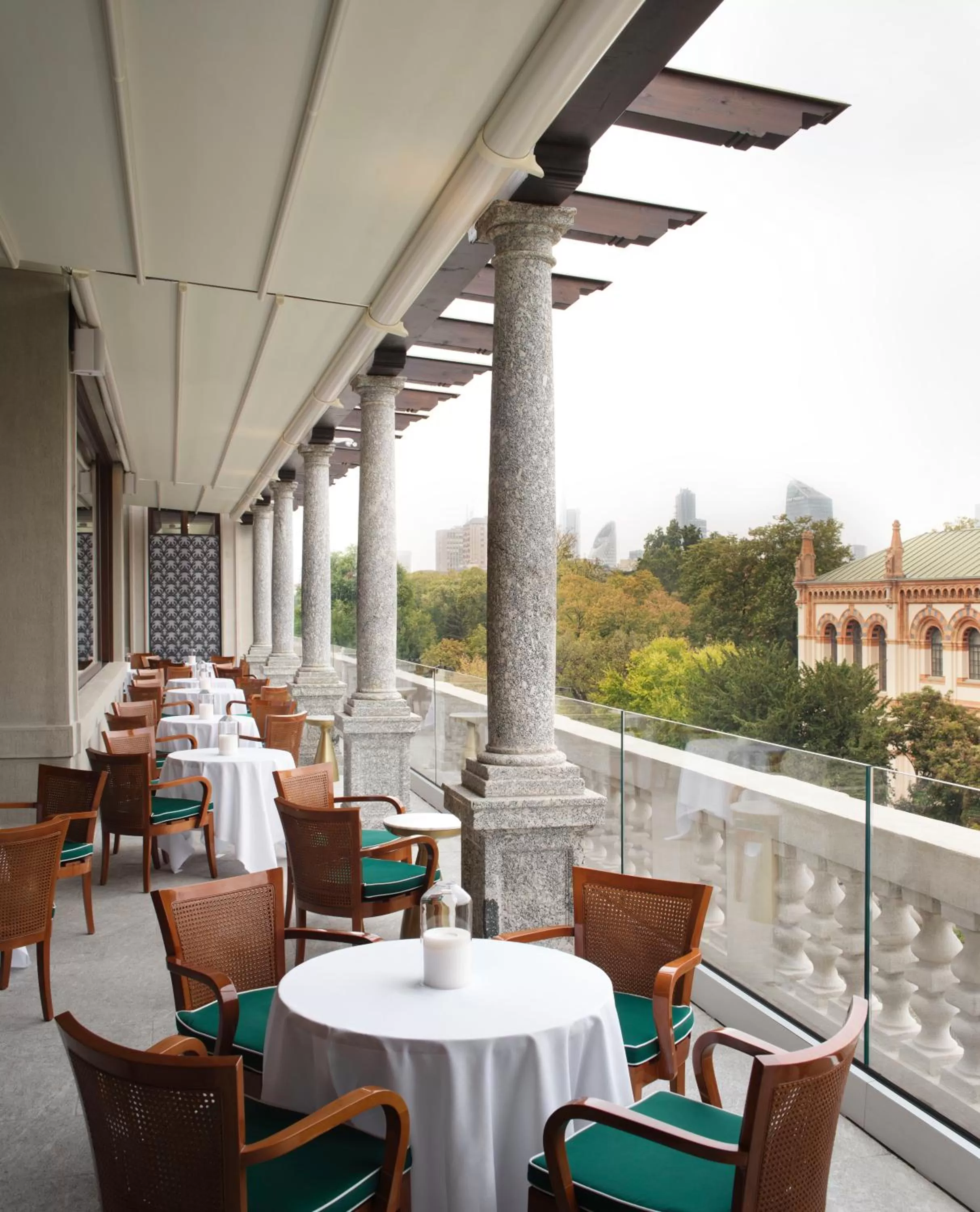 Restaurant/places to eat in Casa Cipriani Milano