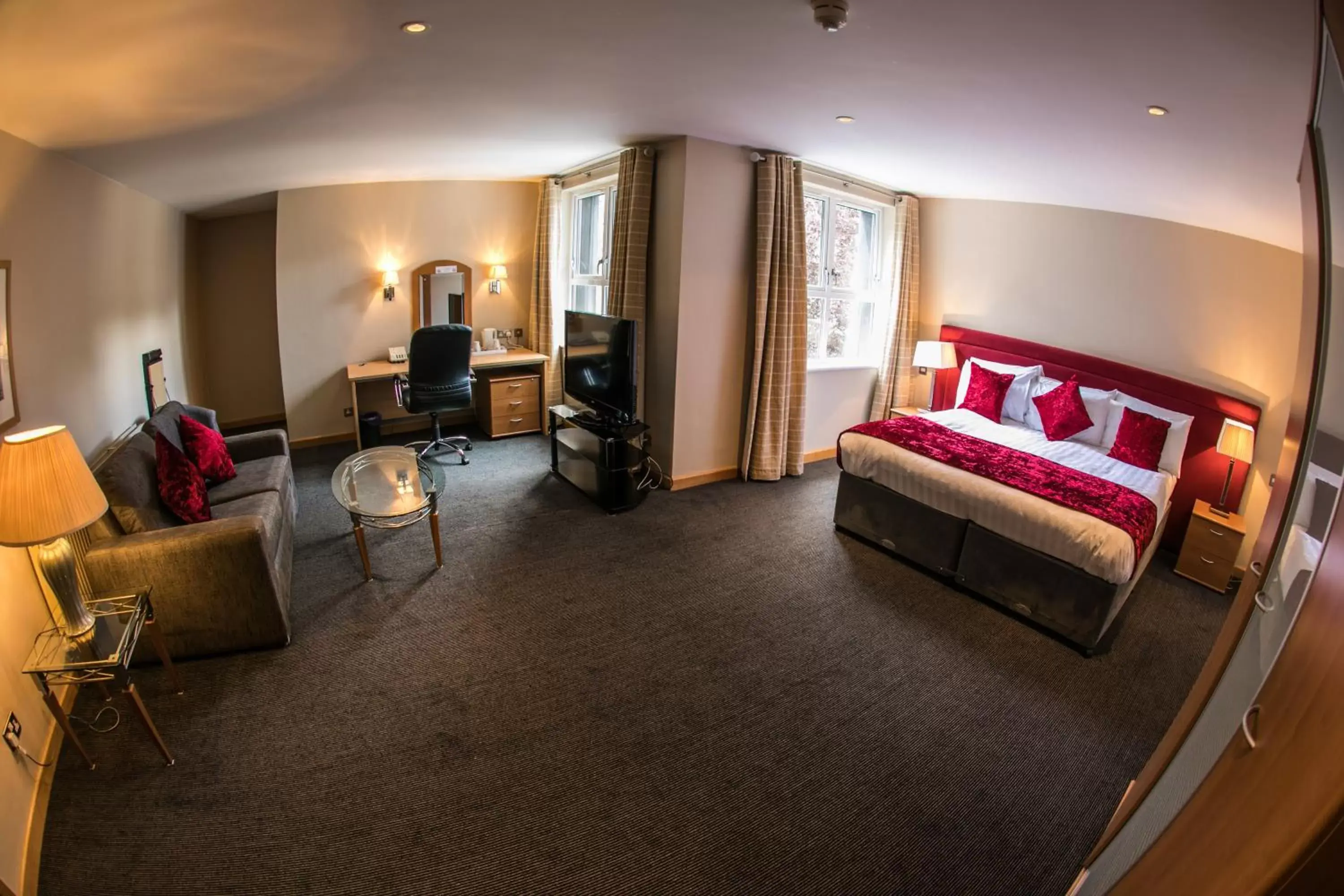 Superior Suite - single occupancy in Rosspark Hotel Kells Superior Suite - single occupancy in Rosspark Hotel Kells