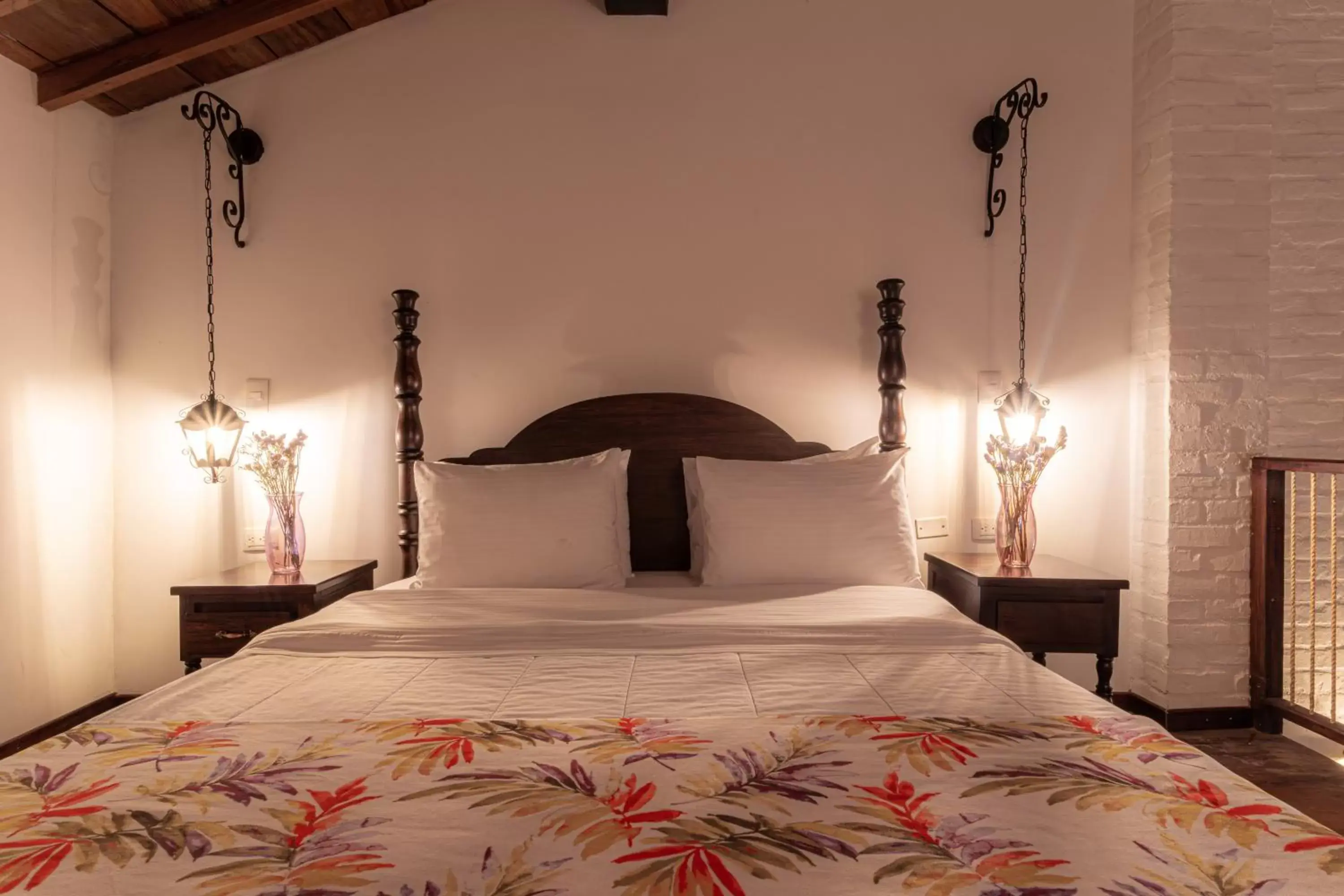 Deluxe Double Room in Soy Local Insignia Deluxe Double Room in Soy Local Insignia