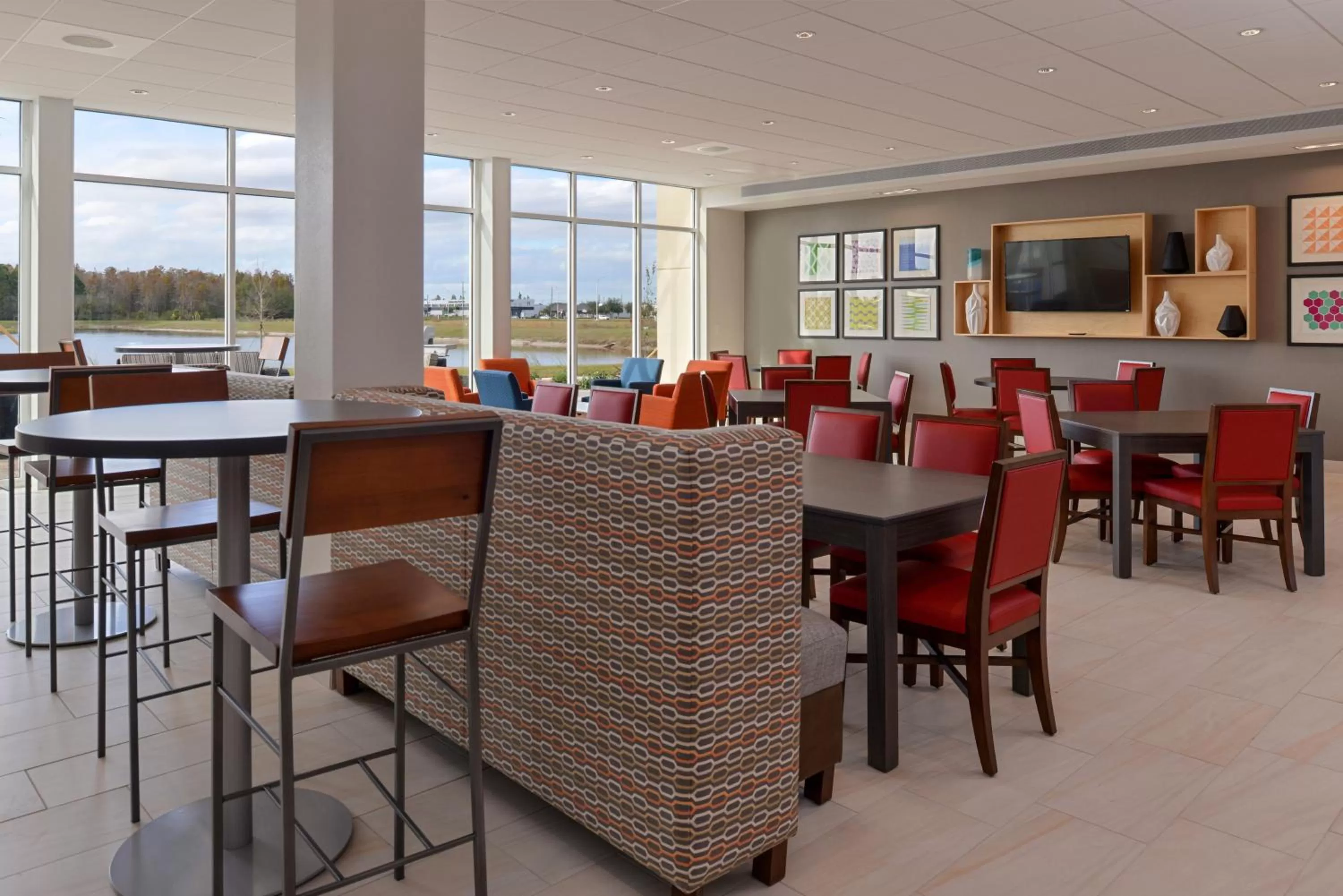 Breakfast in Holiday Inn Express & Suites Trinity by IHG