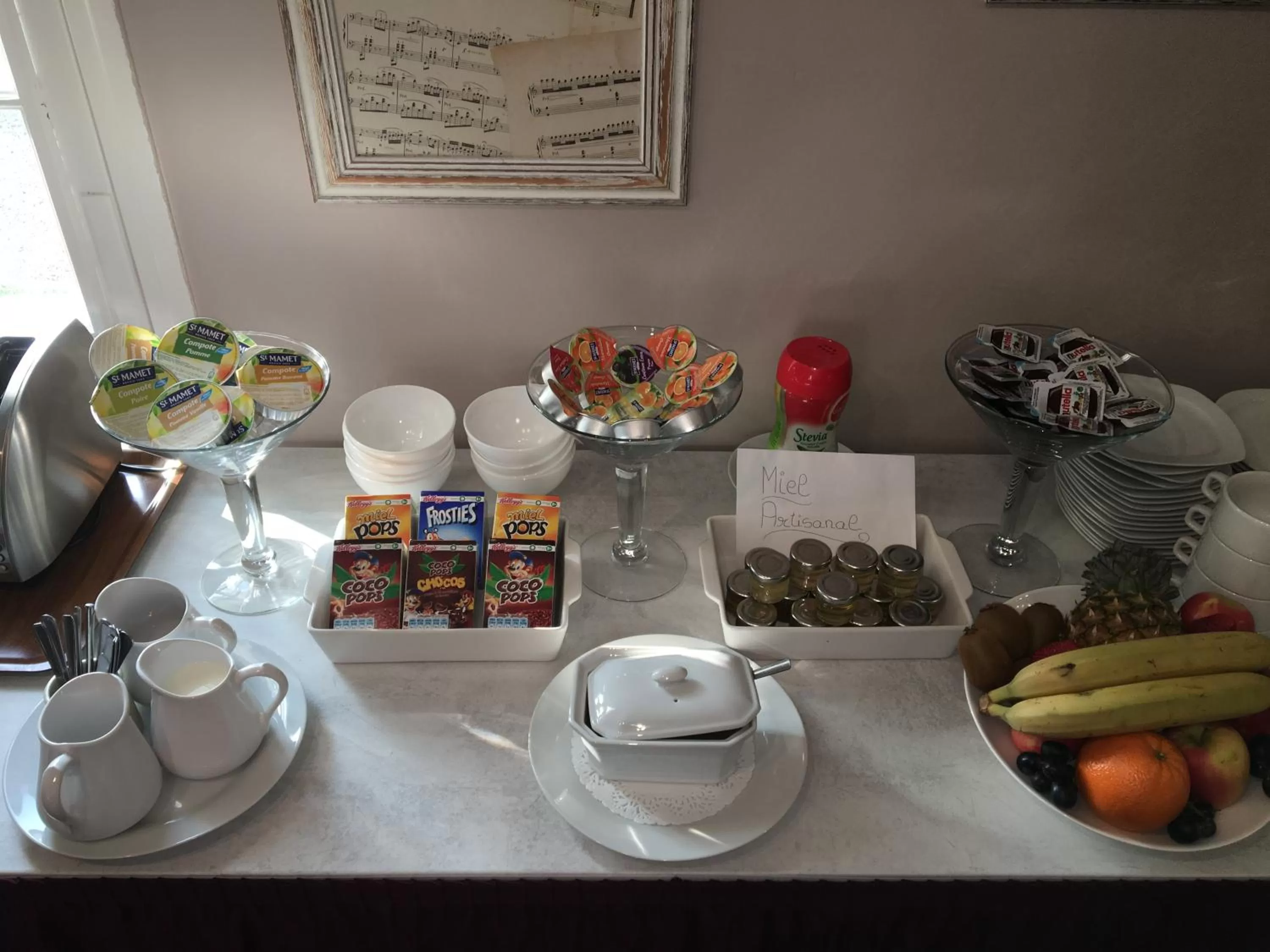 Food in Logis Hôtel Les Nymphéas