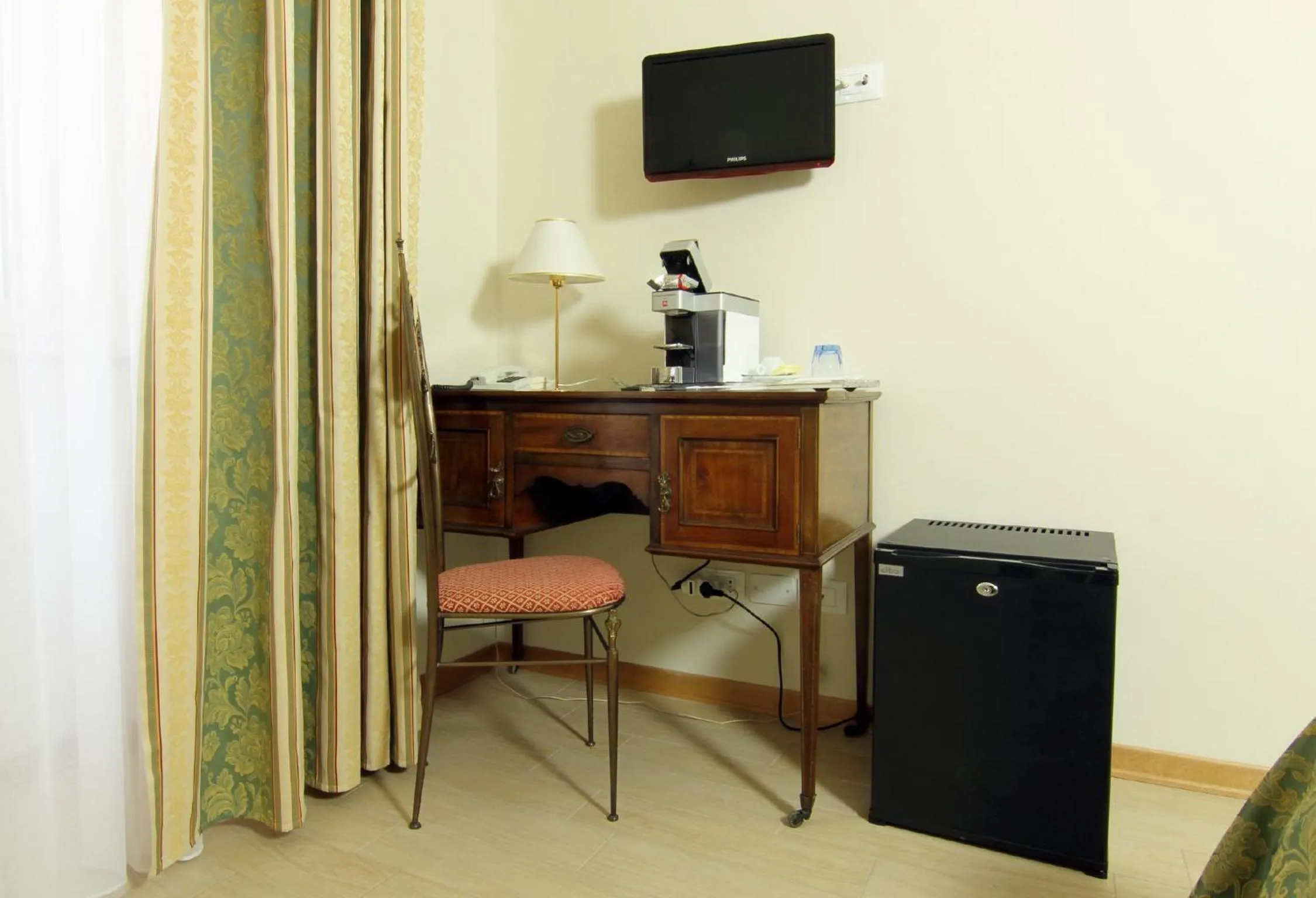 Decorative detail in Albergo Al Viale