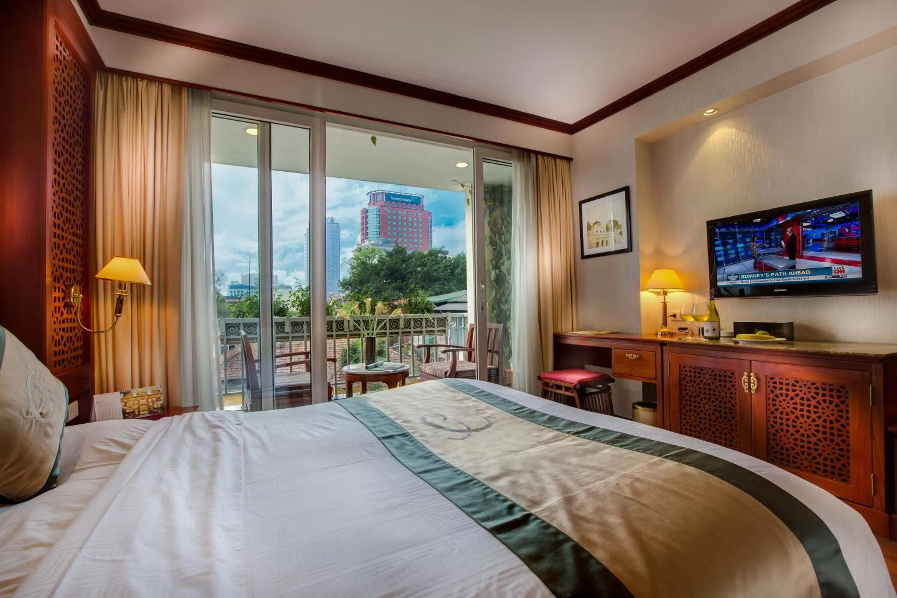 Balcony/Terrace, Bed in Conifer Boutique Hotel