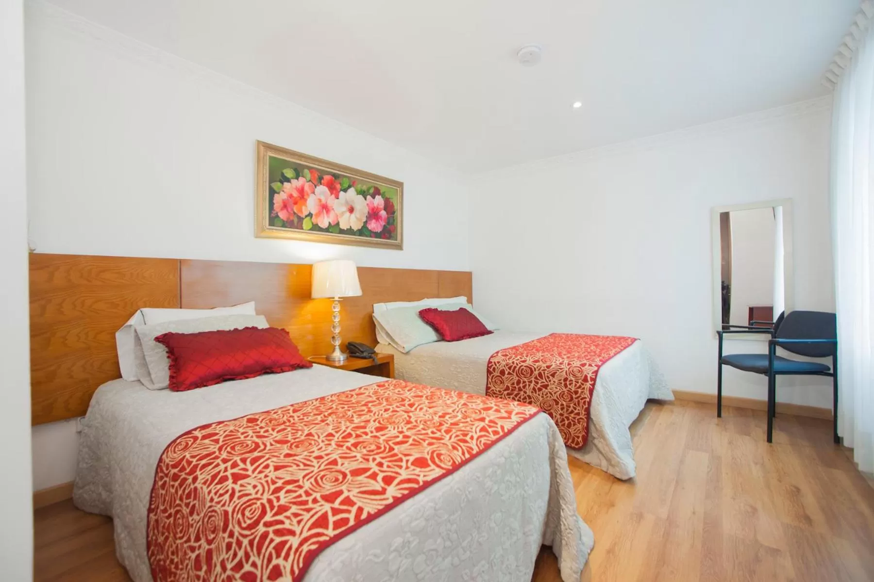 Bed in Hotel Casa Mahanaim Colferias, Bogotá