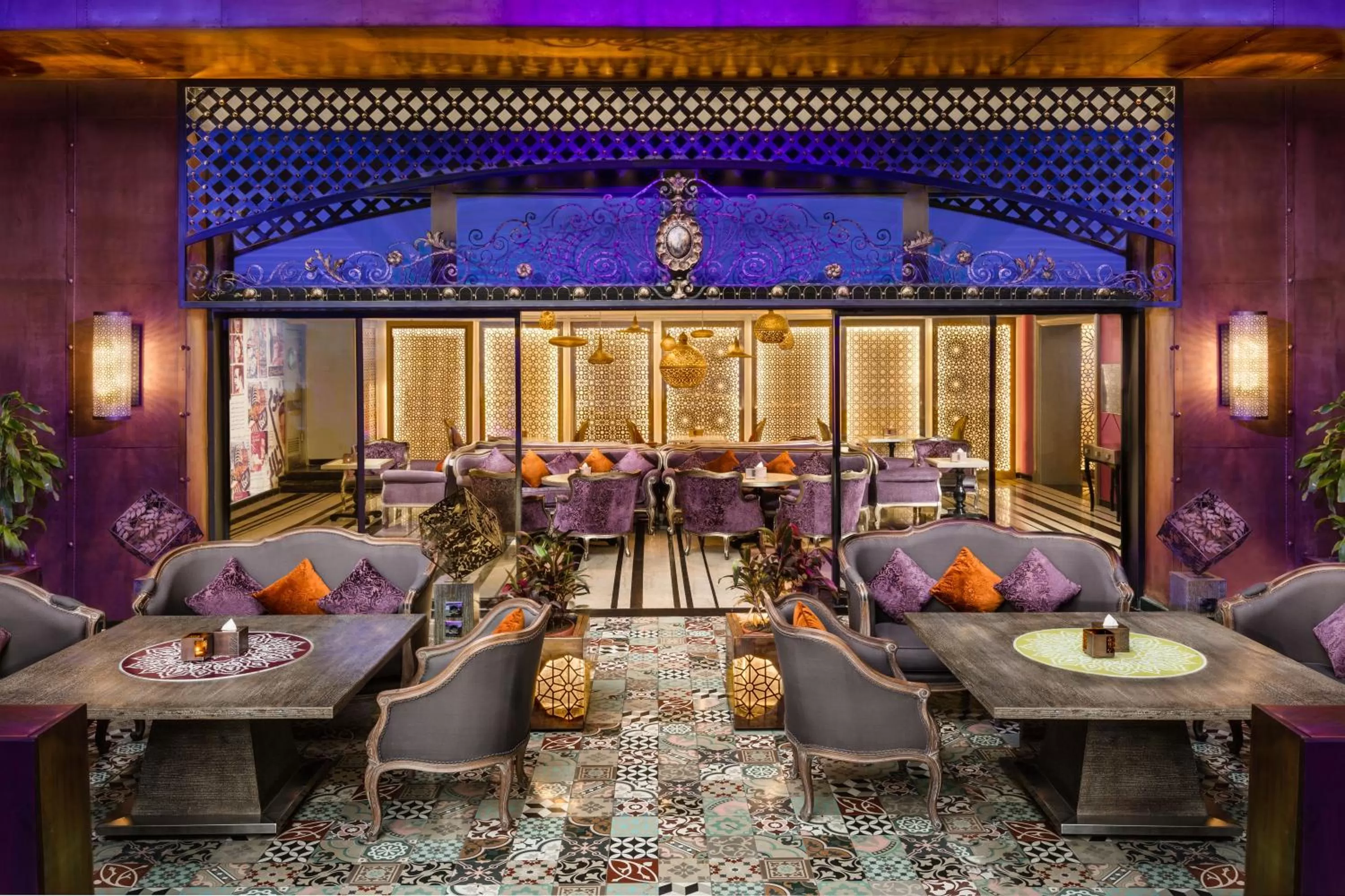 Restaurant/places to eat in Fairmont Nile City