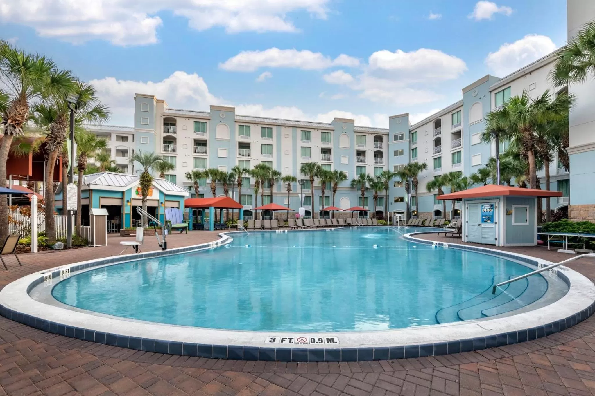 Swimming pool in Holiday Inn Resort Orlando - Lake Buena Vista by IHG