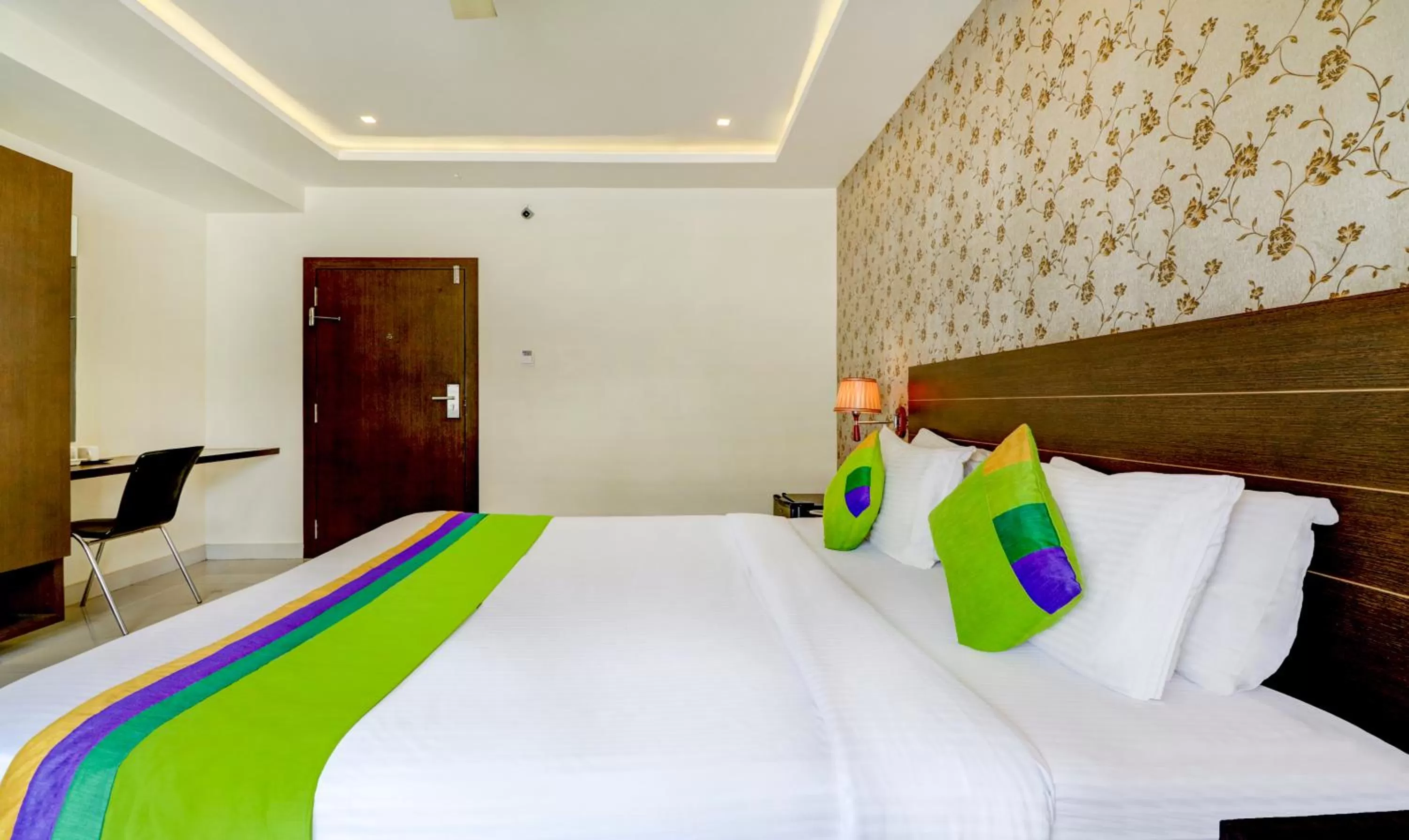 Bed in Treebo Trend Orchid MG Road