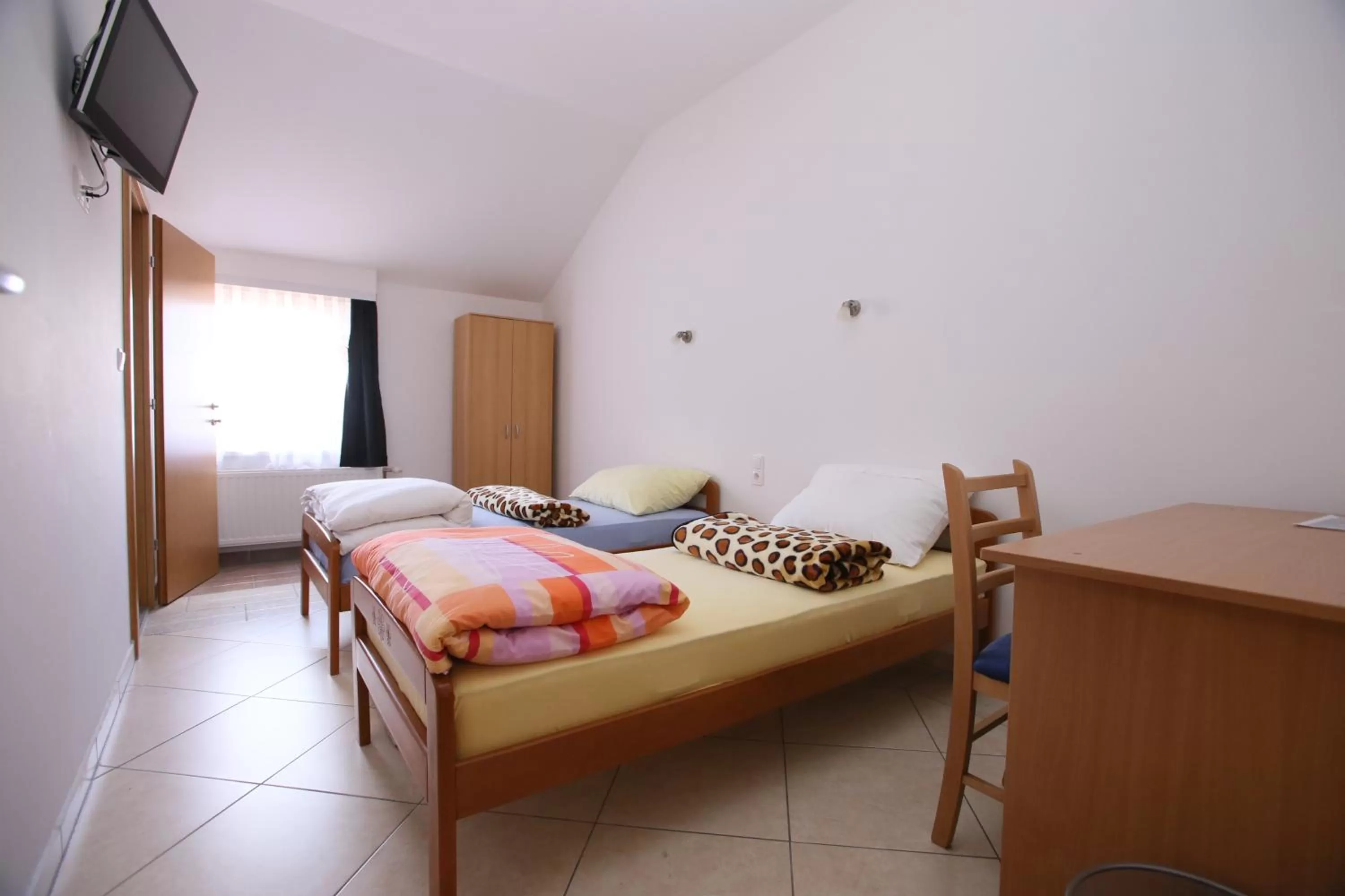 Photo of the whole room in Motel Maks