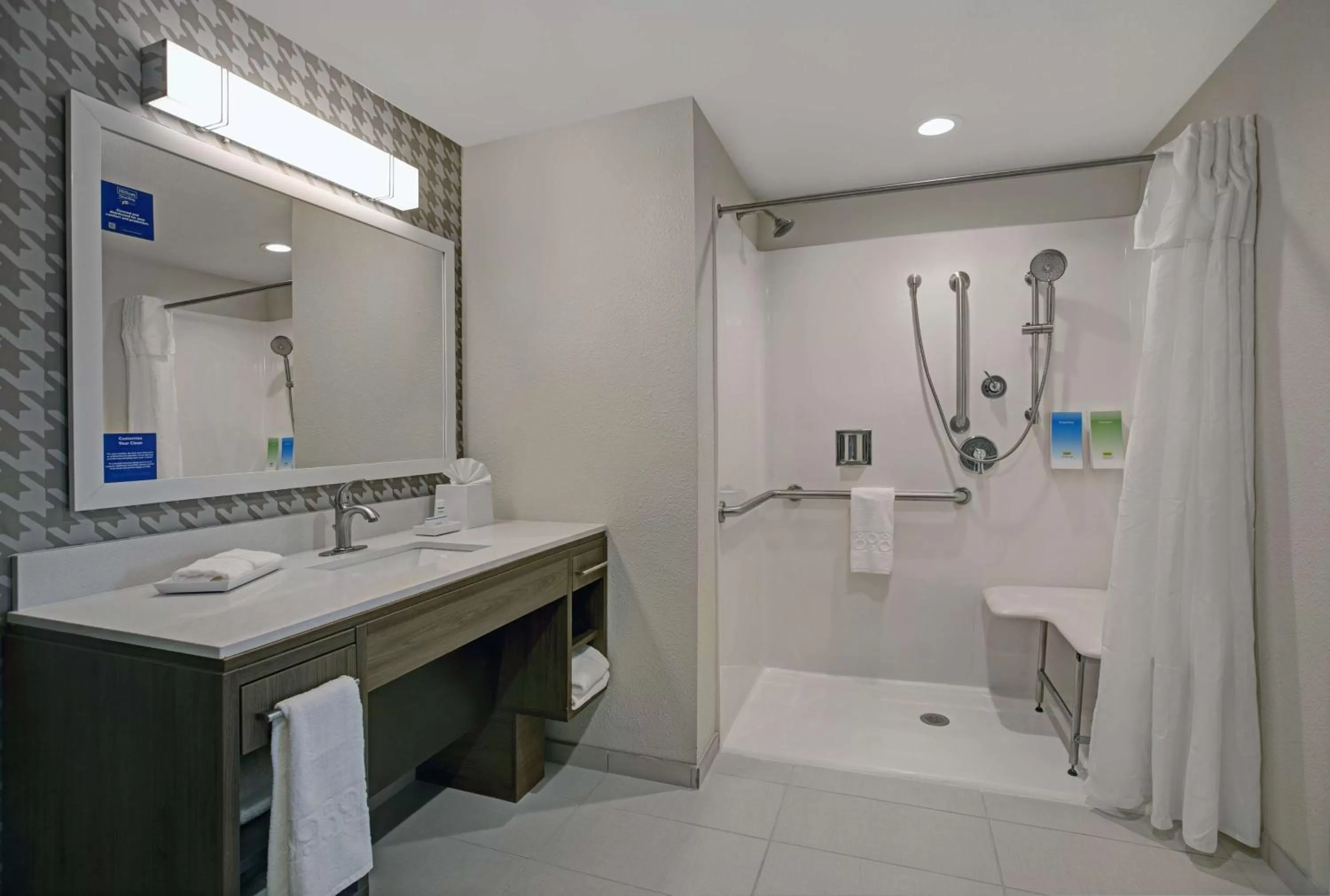 Bathroom in Home2 Suites By Hilton Yuma Pivot Point