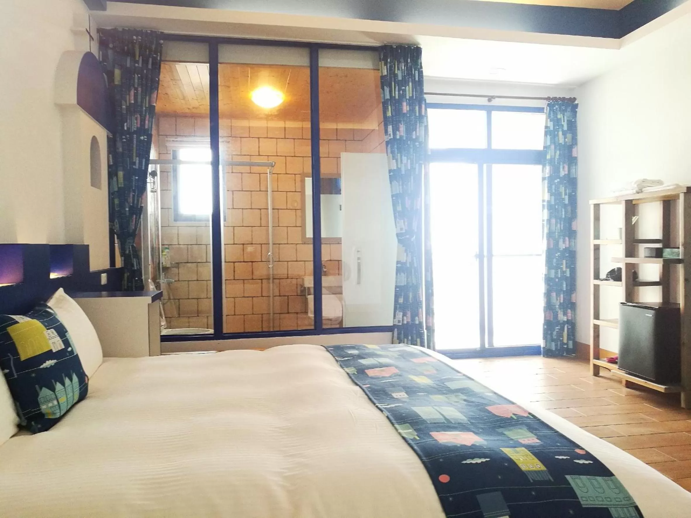 Bed in Love Ocean & Happy Bay HomeStay