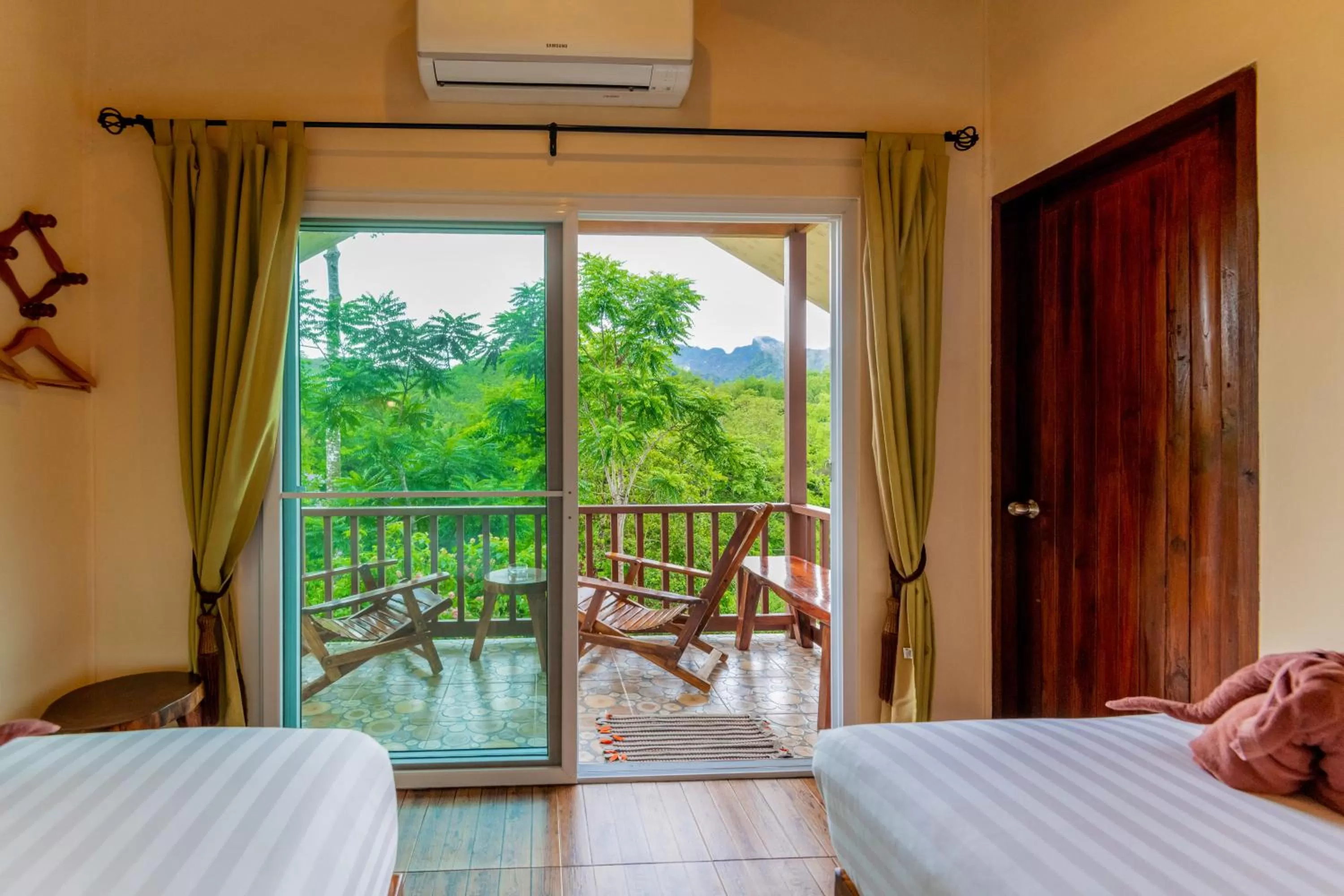 Bedroom, Bed in Khao Sok River Home Resort