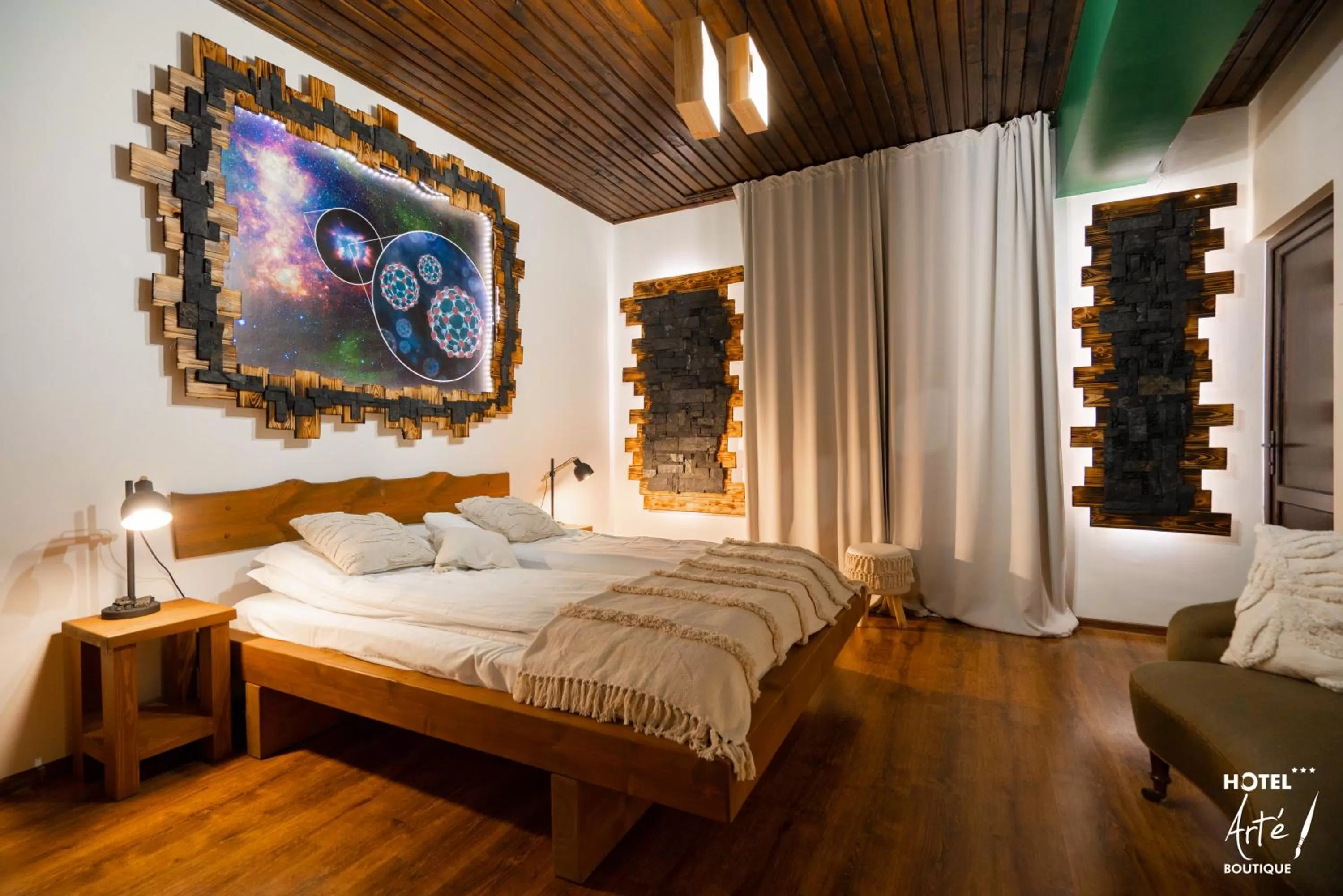 Photo of the whole room, Bed in Art'e Boutique Hotel
