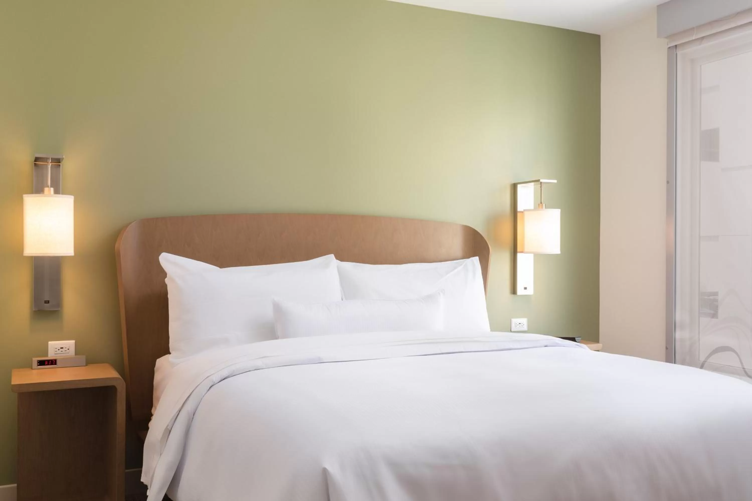 Bedroom, Bed in Element Denver Downtown East