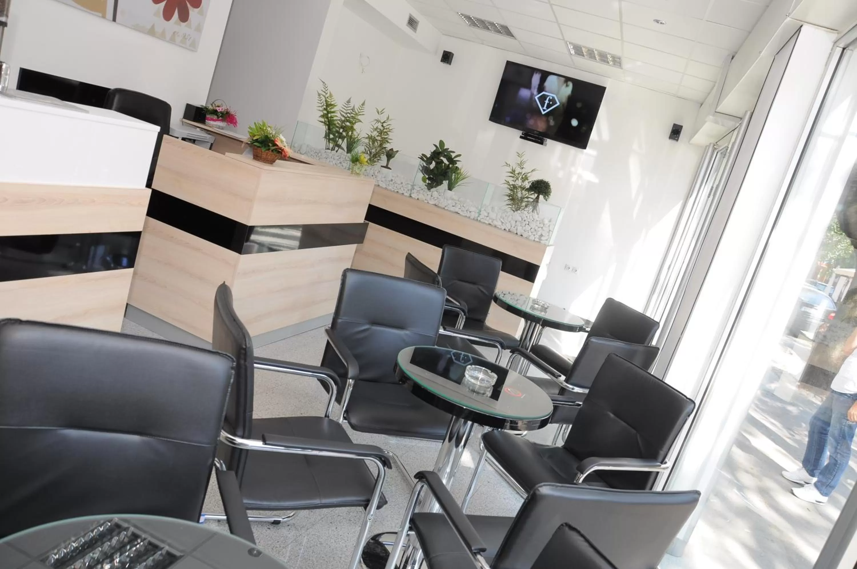 Lounge or bar in Garni Hotel Consul