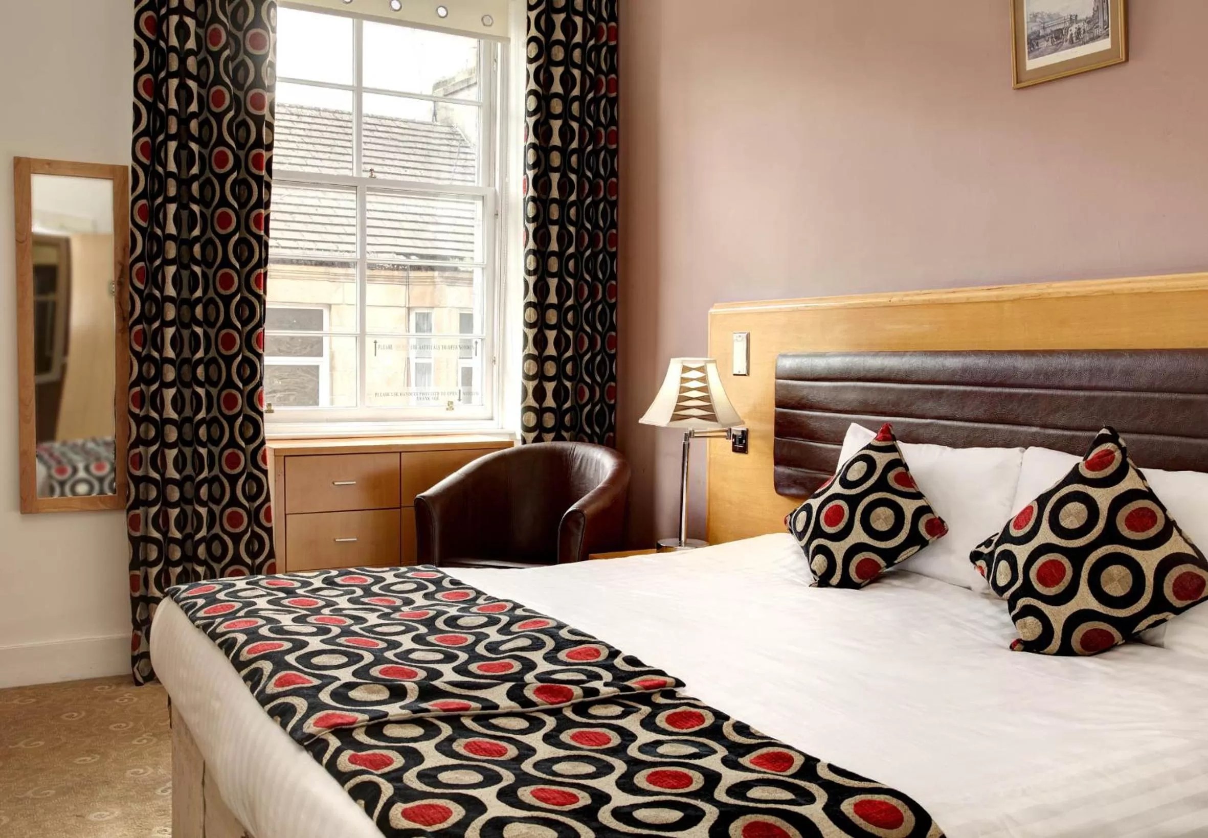 Double Room in Argyll Hotel
