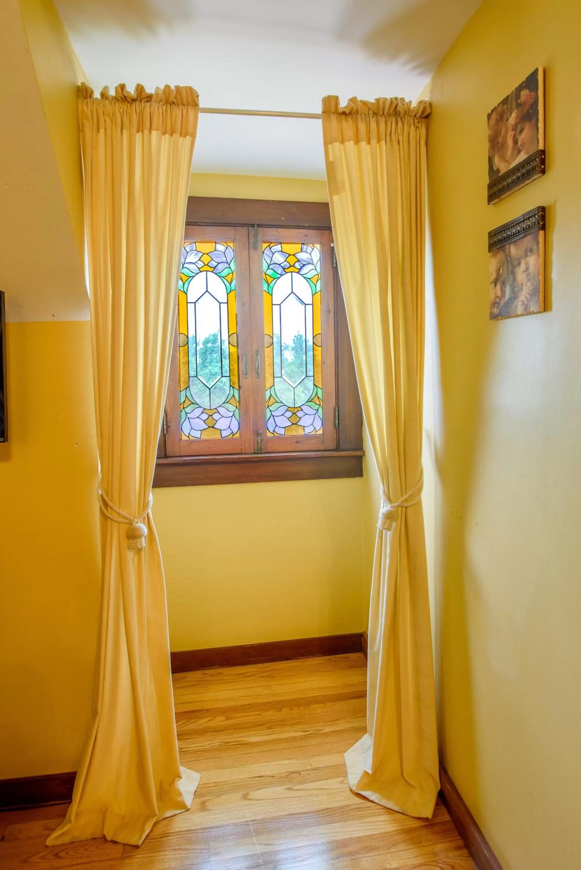 Isadora Room in Sweetwater Branch Inn