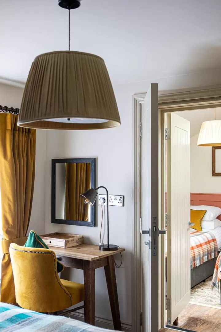 Bedroom, Bed in The Filly Inn