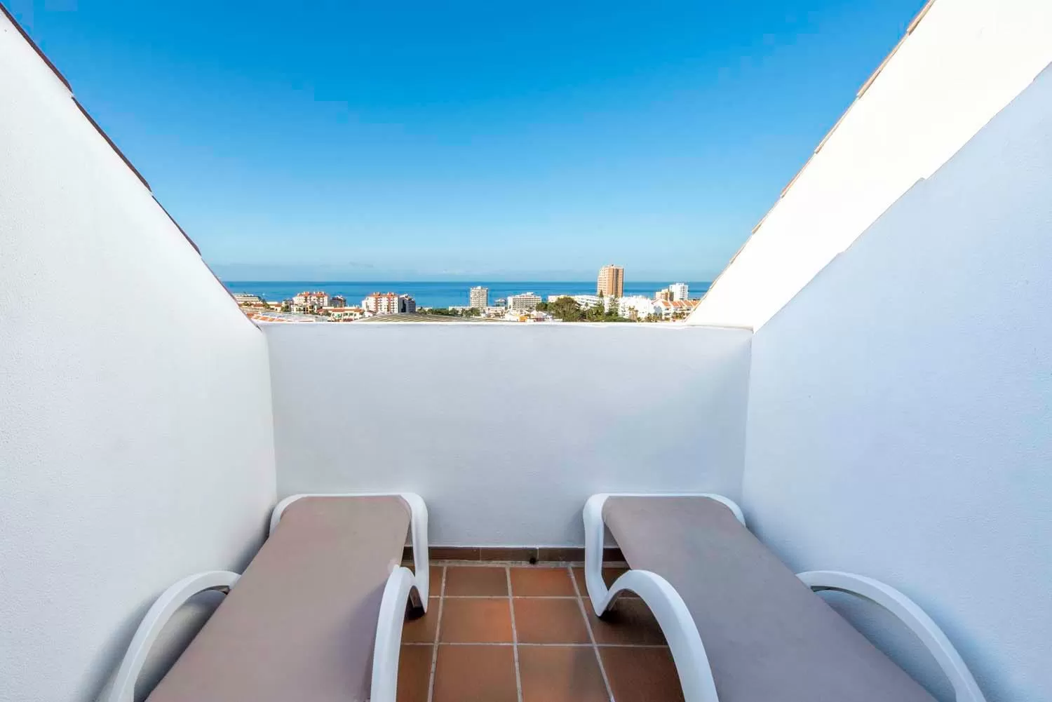 Balcony/Terrace in Paradise Park Fun Lifestyle Hotel