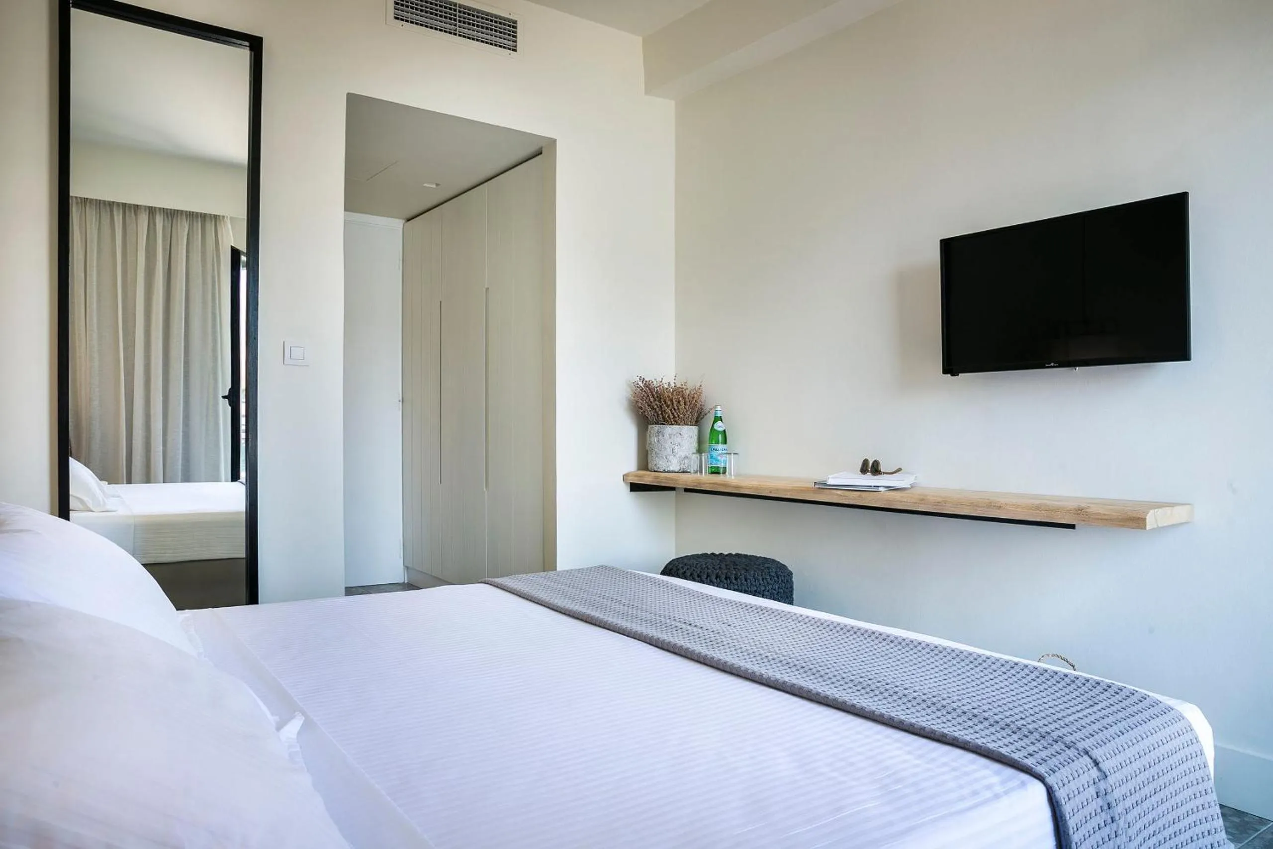 Bedroom in Kefalonia Grand