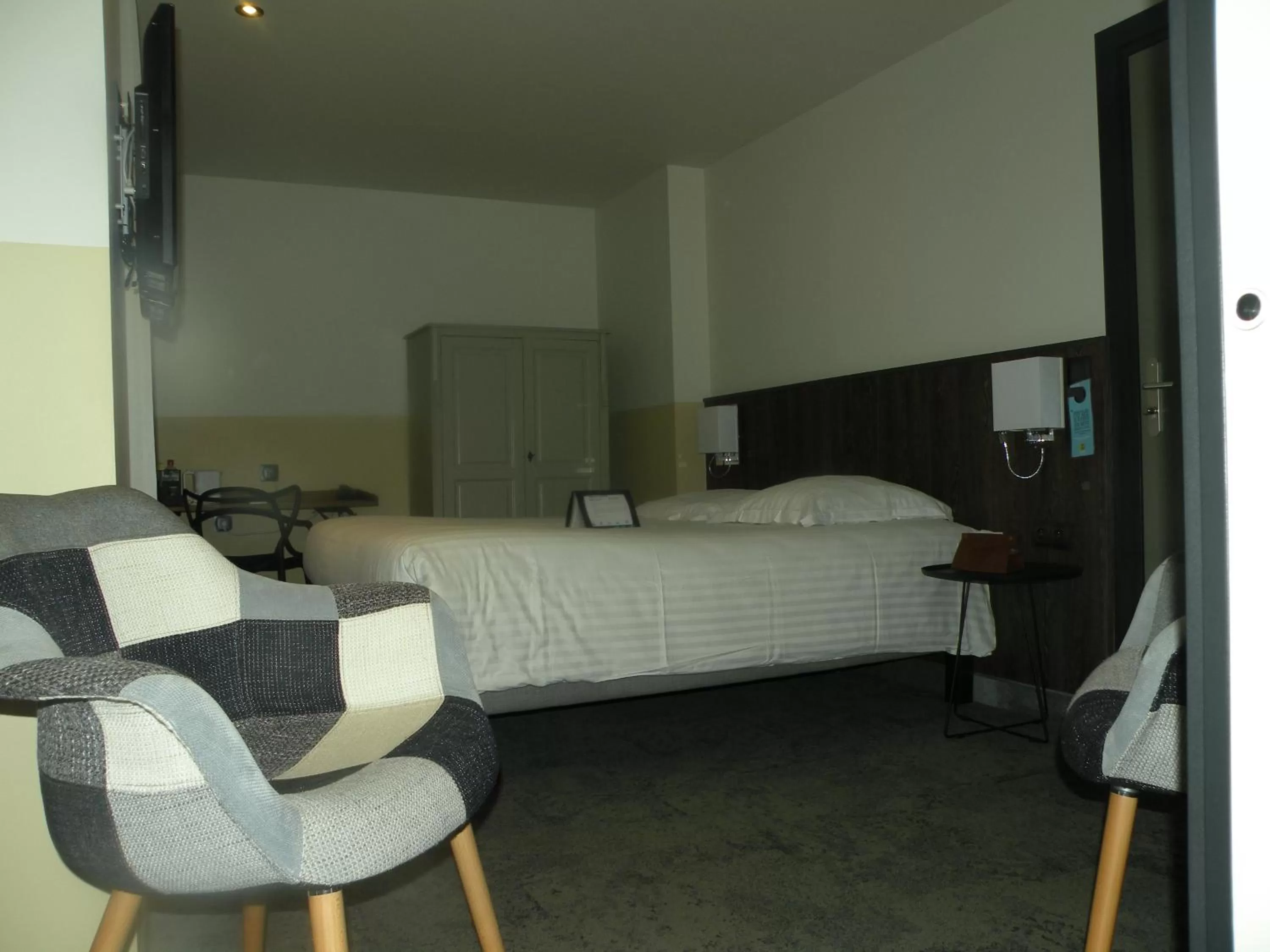 Bed in Hotel Restaurant au Floridor