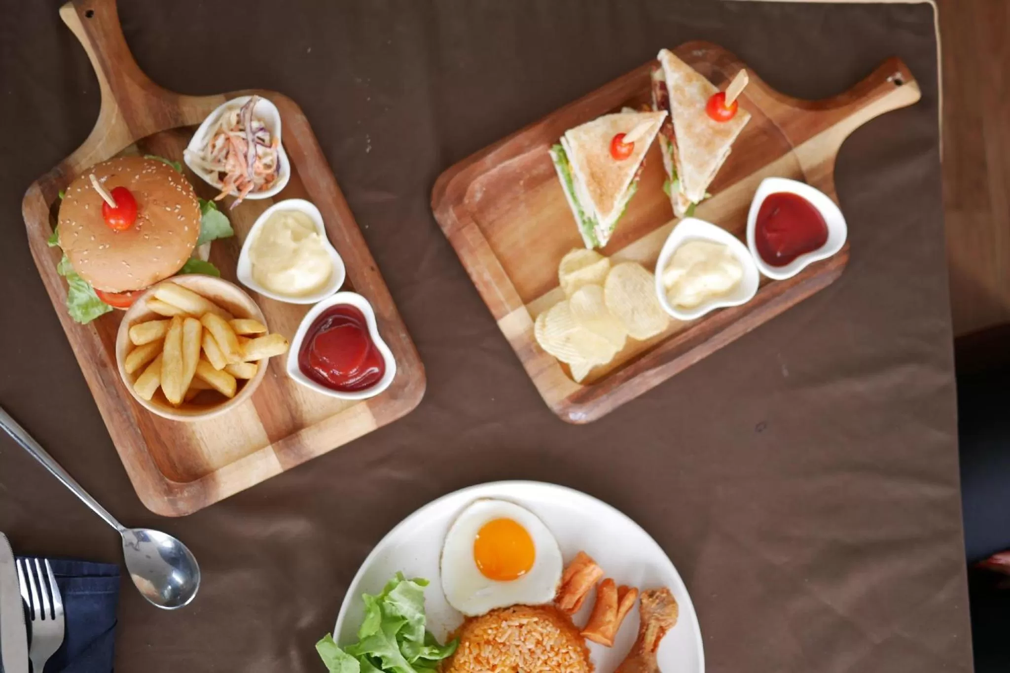 Food in The Riche Boutique SHA Plus