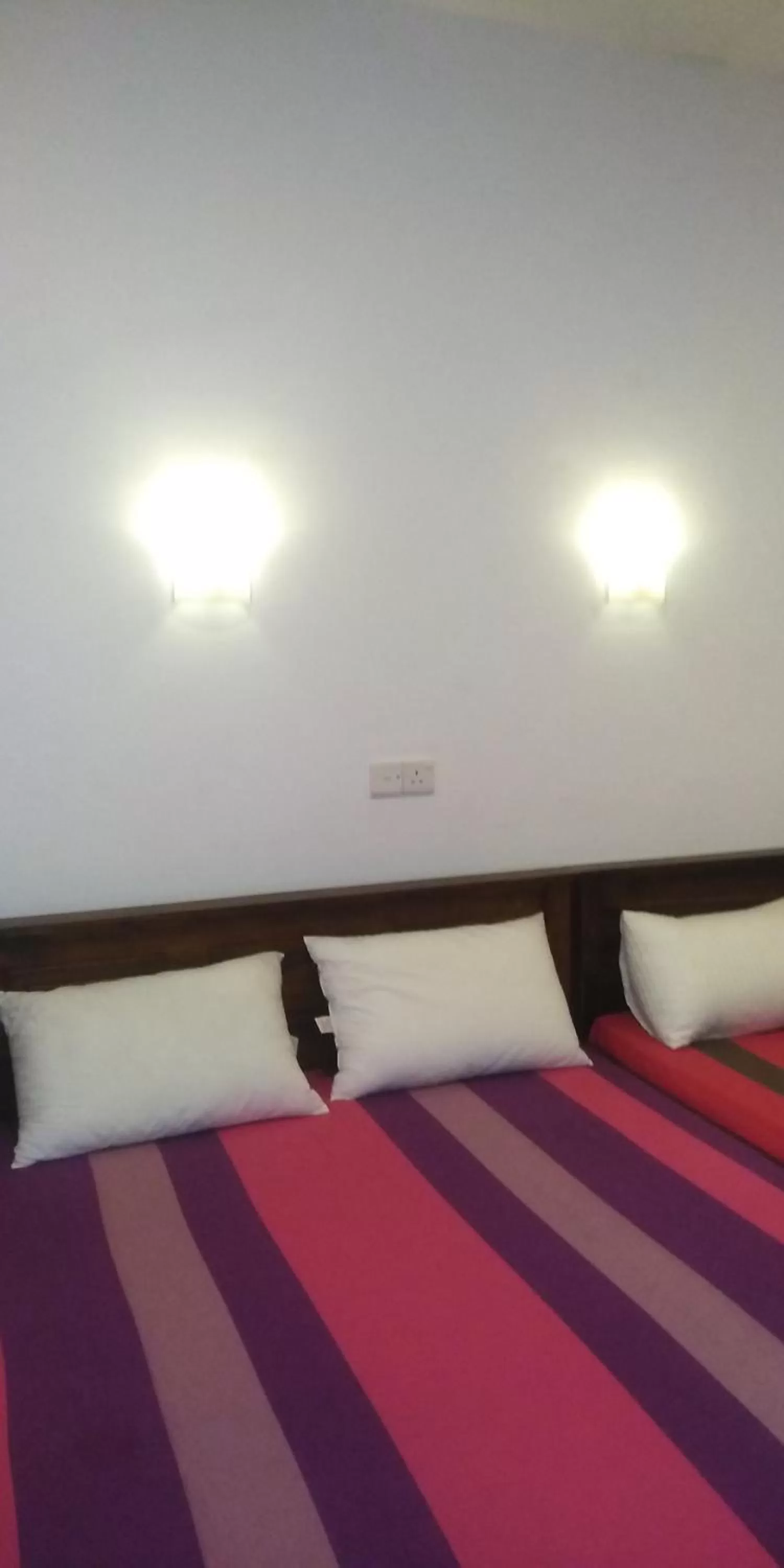 Bed in Pearl Resort Mirissa