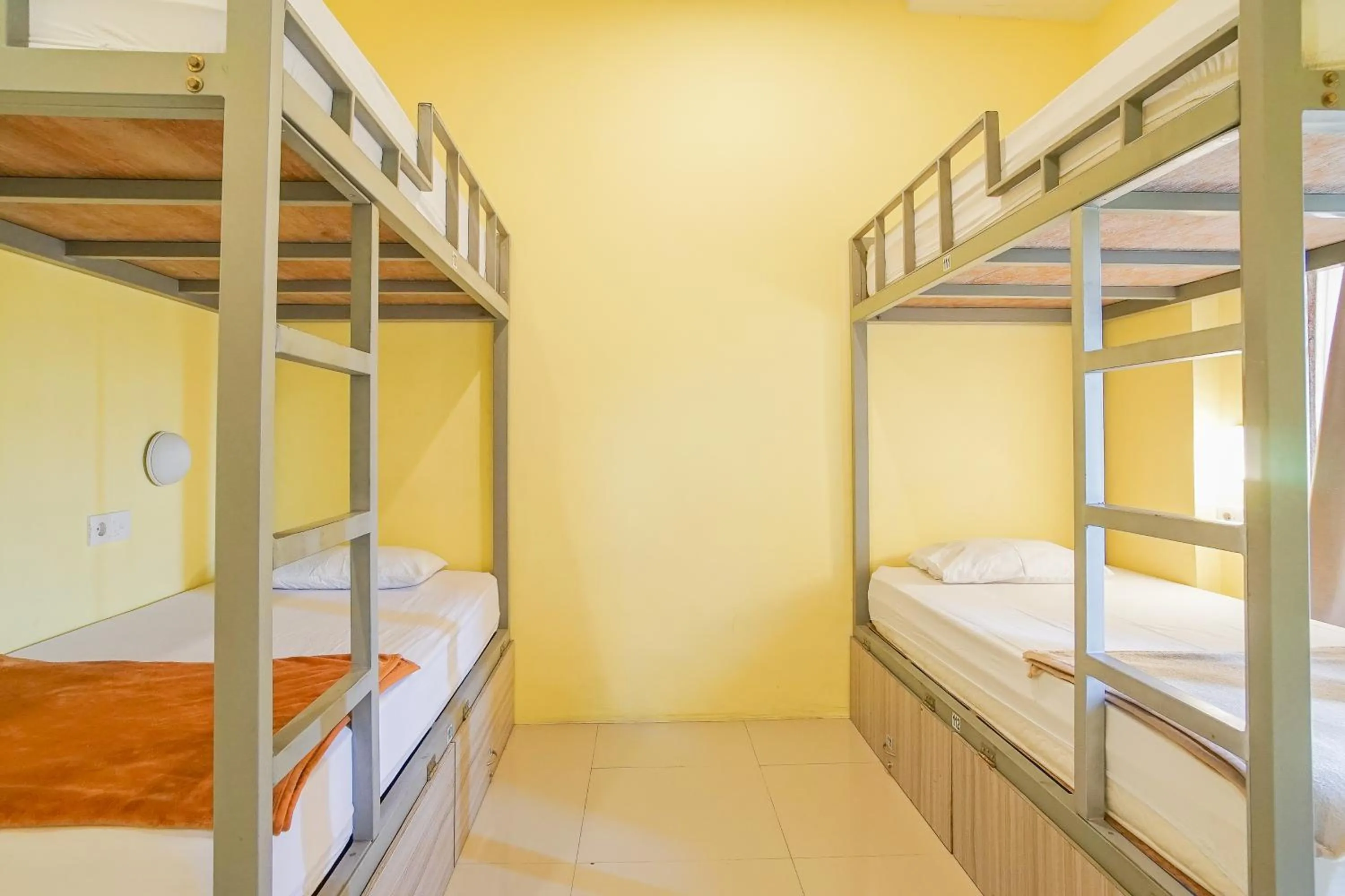 bunk bed in Kememai Hostel