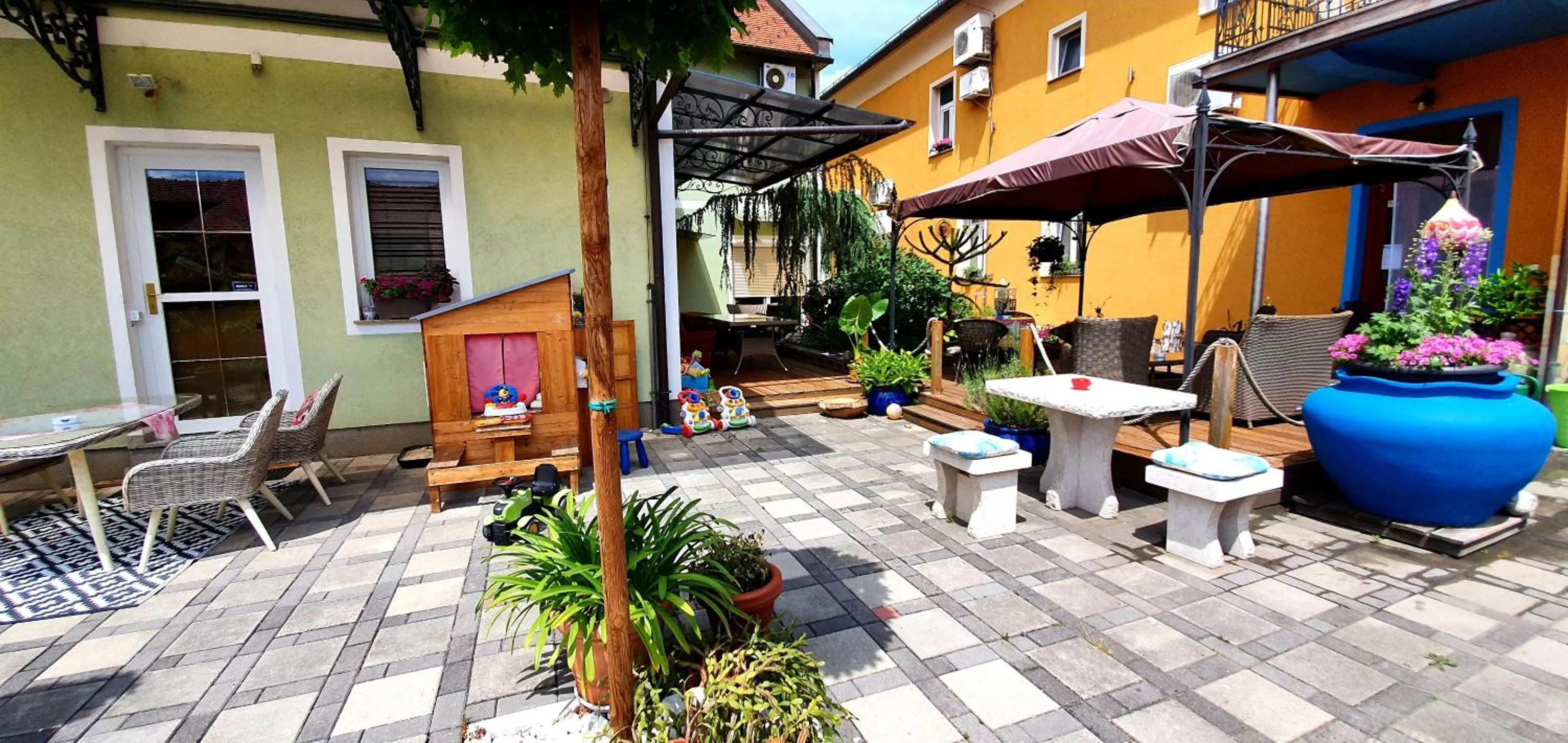 Garden in Hostel Sonce