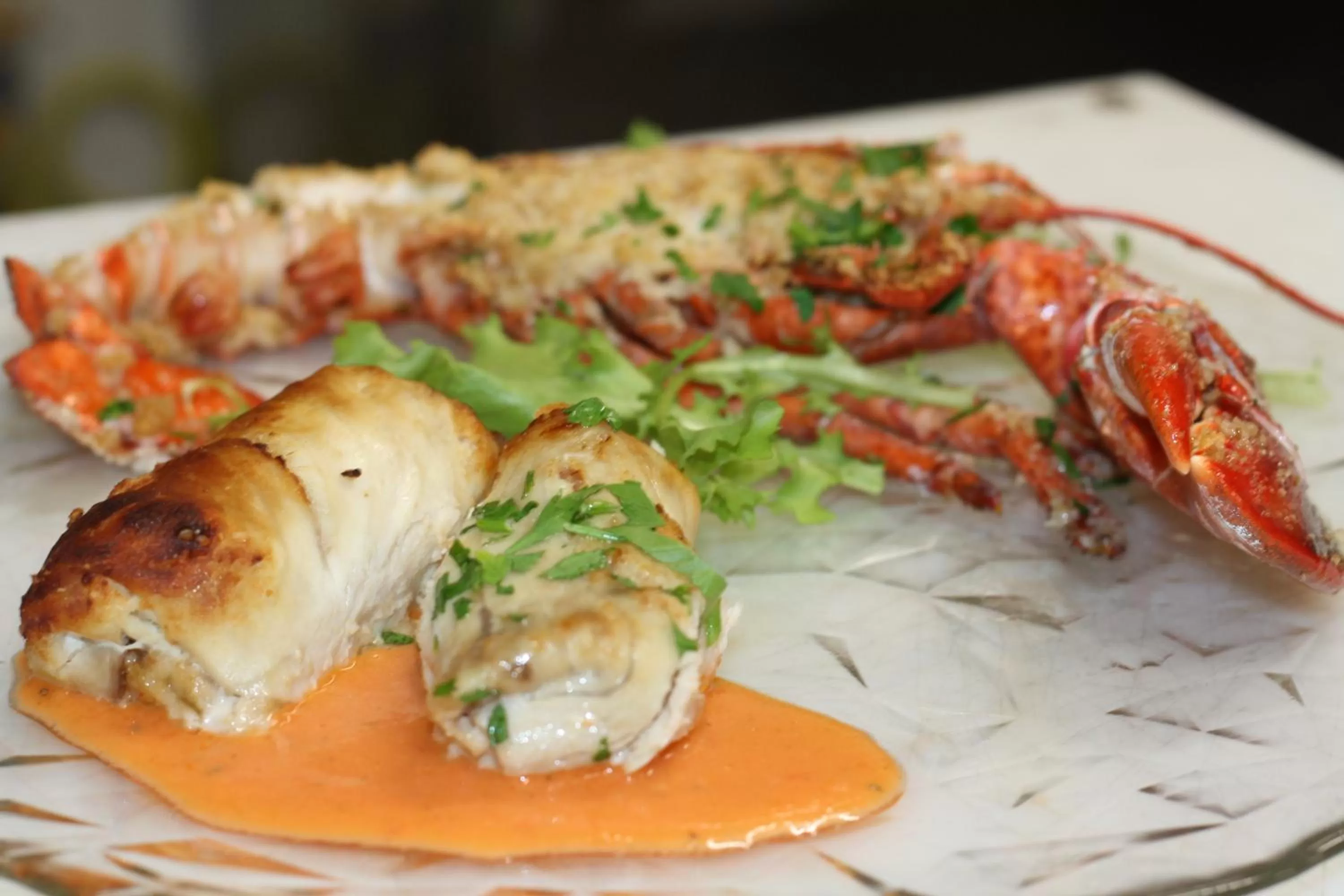 Restaurant/places to eat in Hotel Paradiso