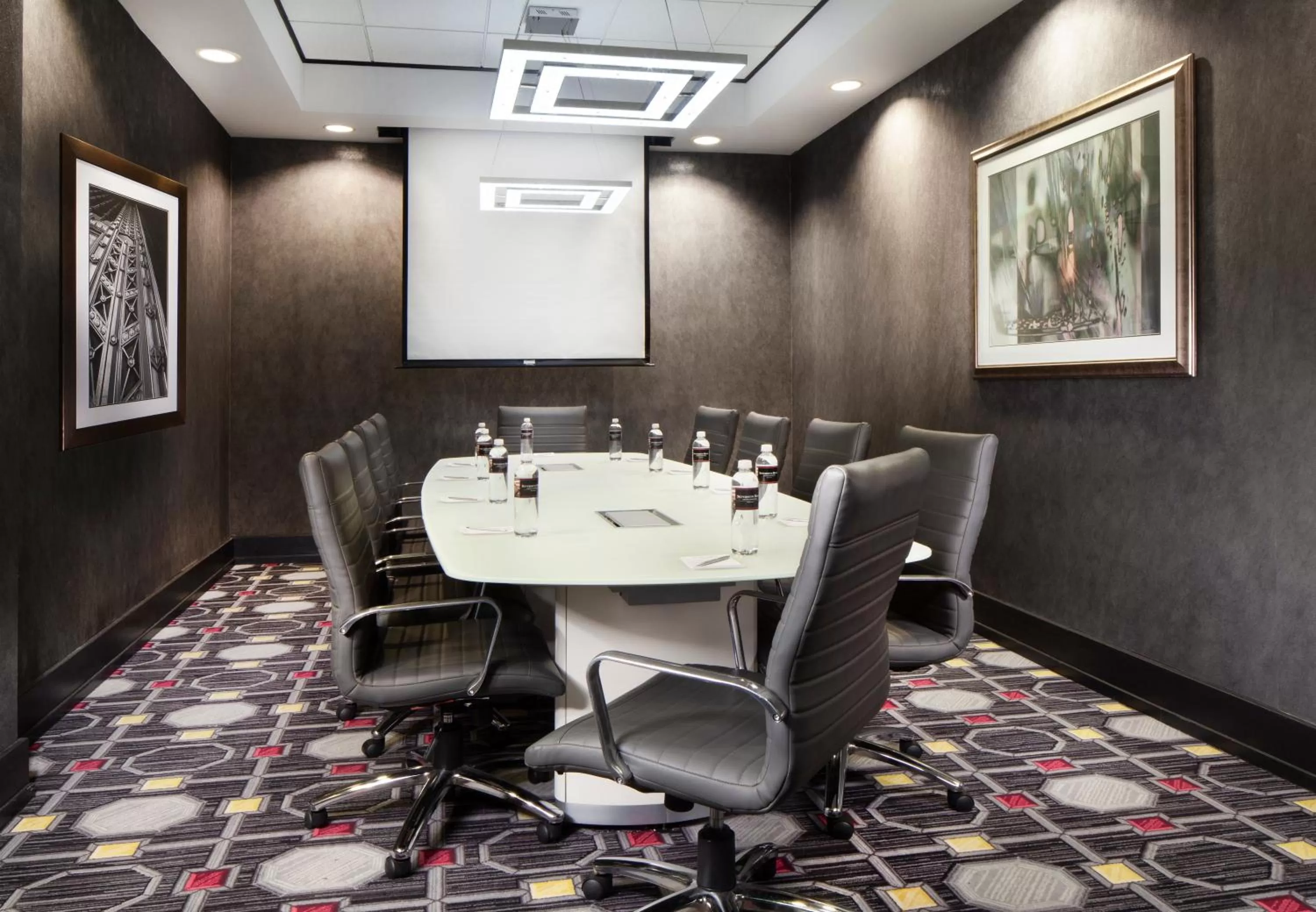Meeting/conference room in Silversmith Hotel Chicago Downtown