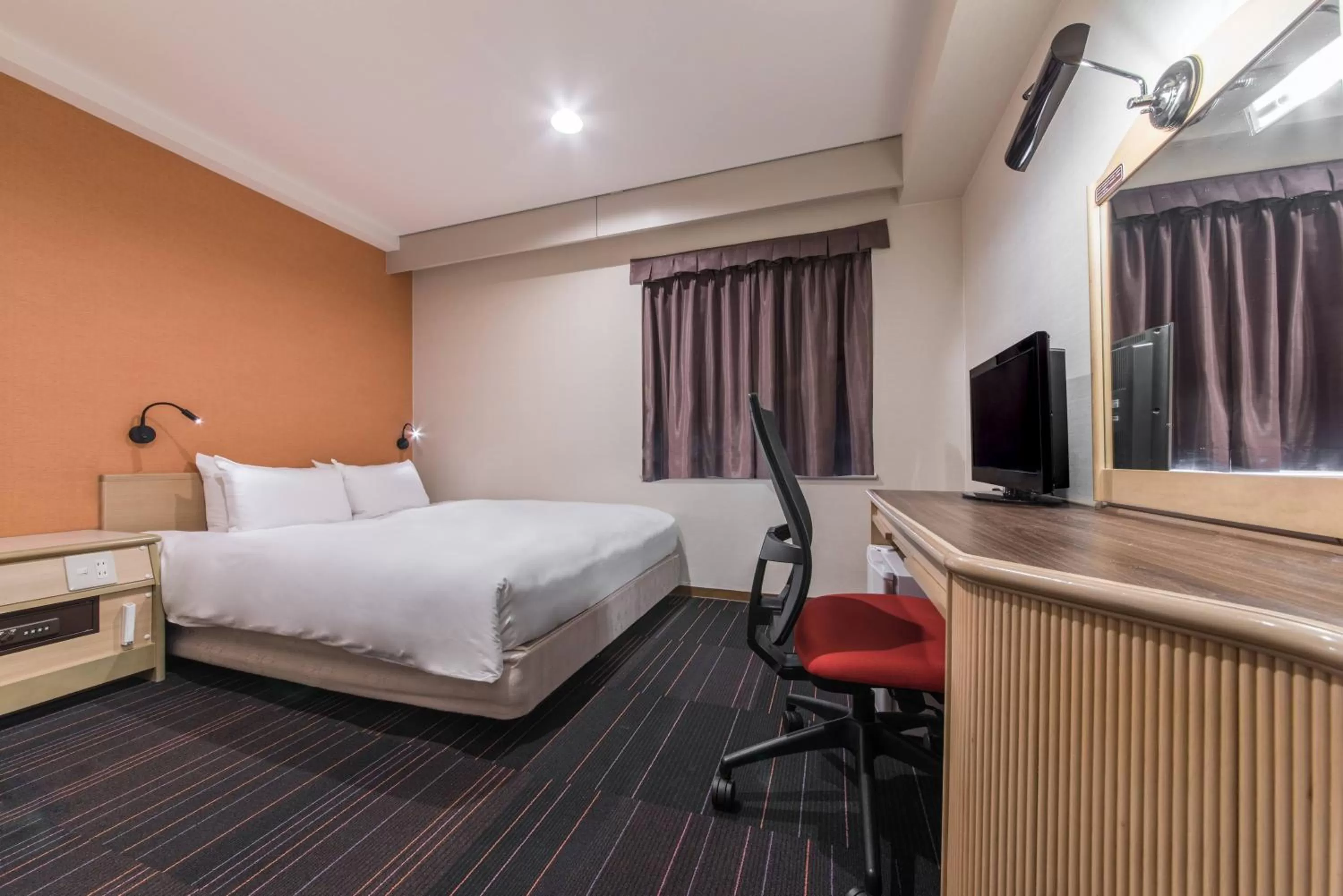 Bed in the b suidobashi