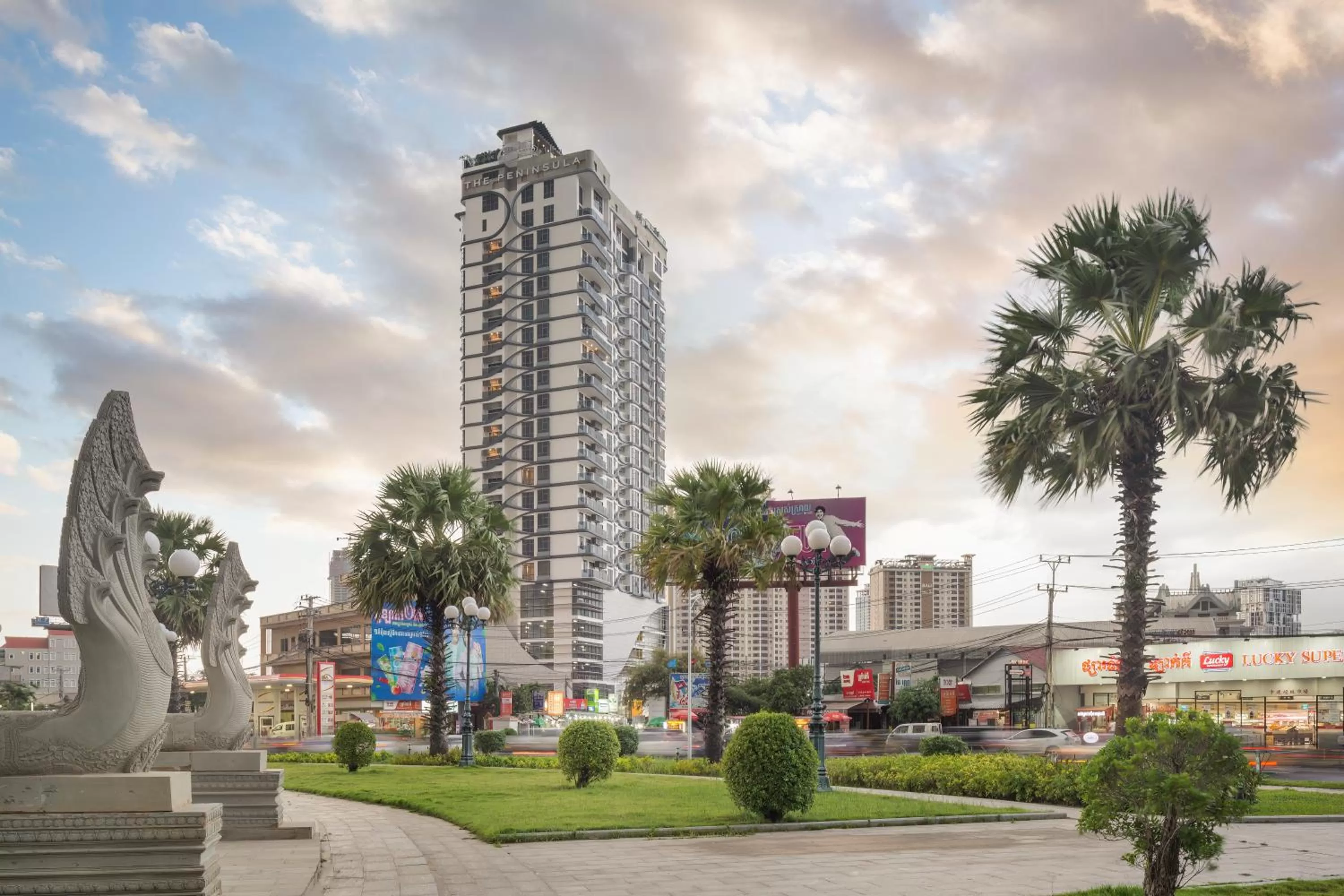 Property building in The Peninsula Phnom Penh