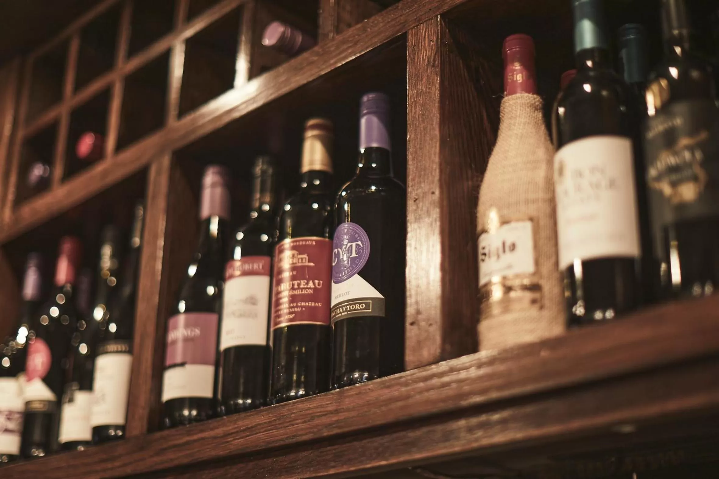 Food and drinks in The Lord Grenfell