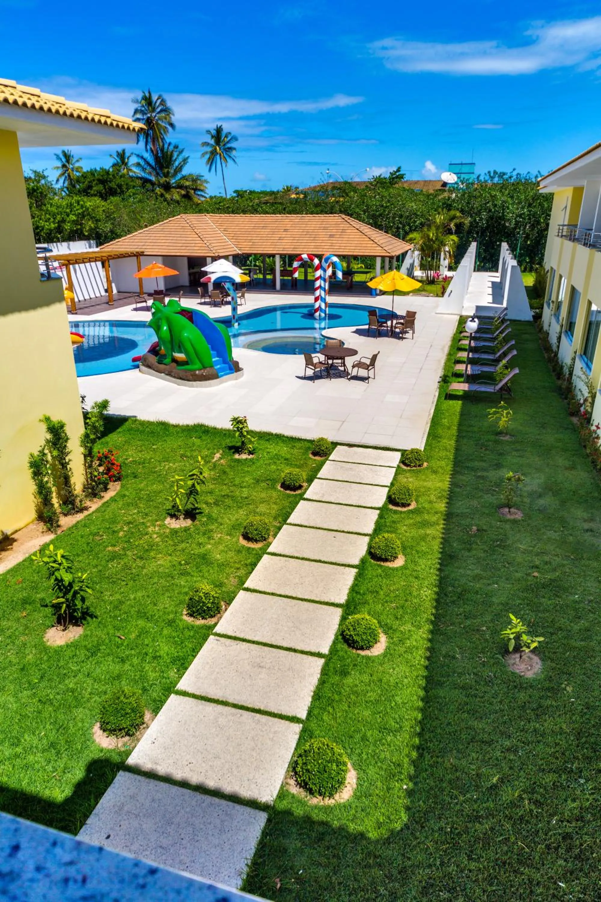 Day in Transoceanico Praia Hotel