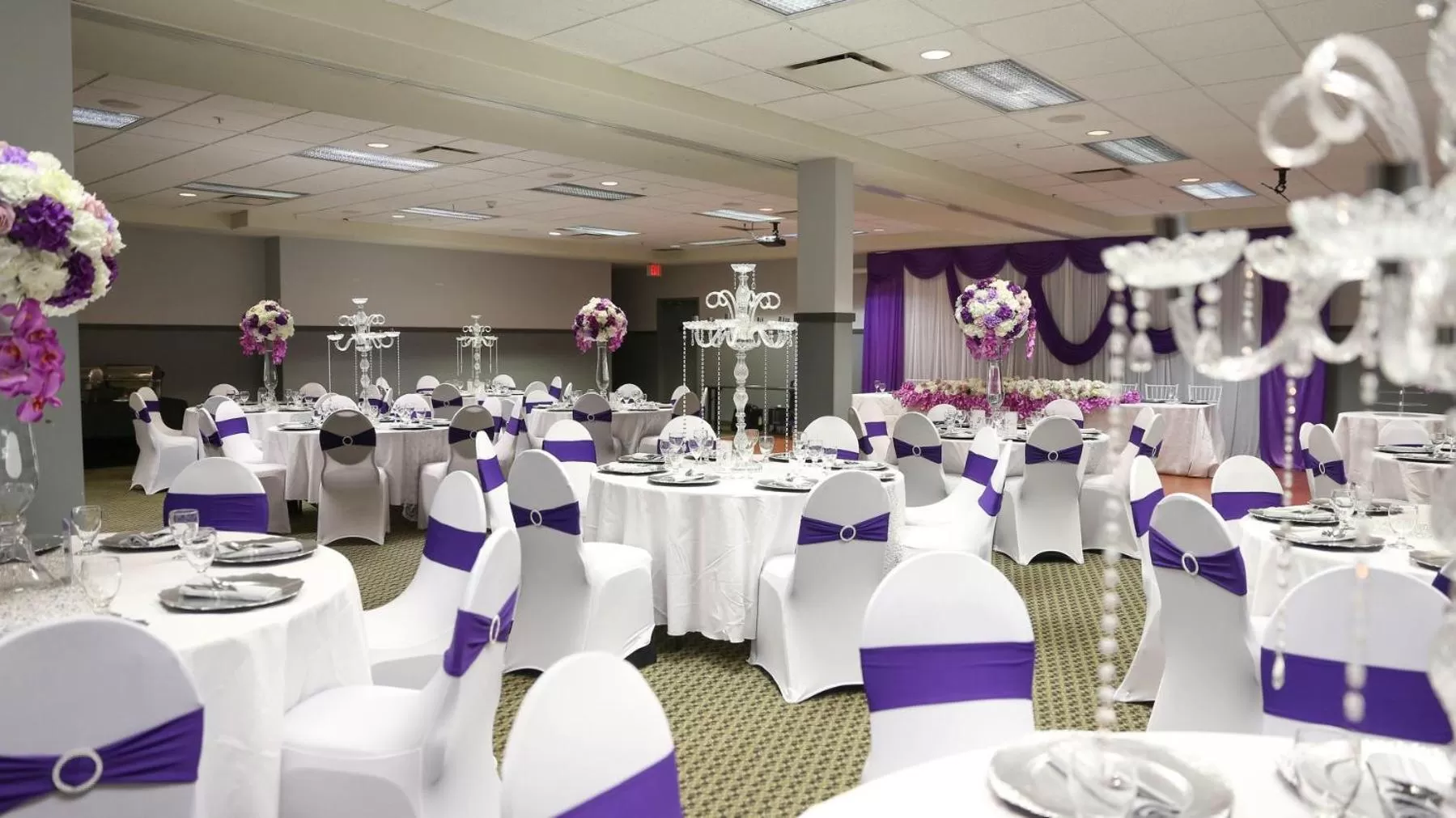 Banquet/Function facilities in Merit Hotel & Suites