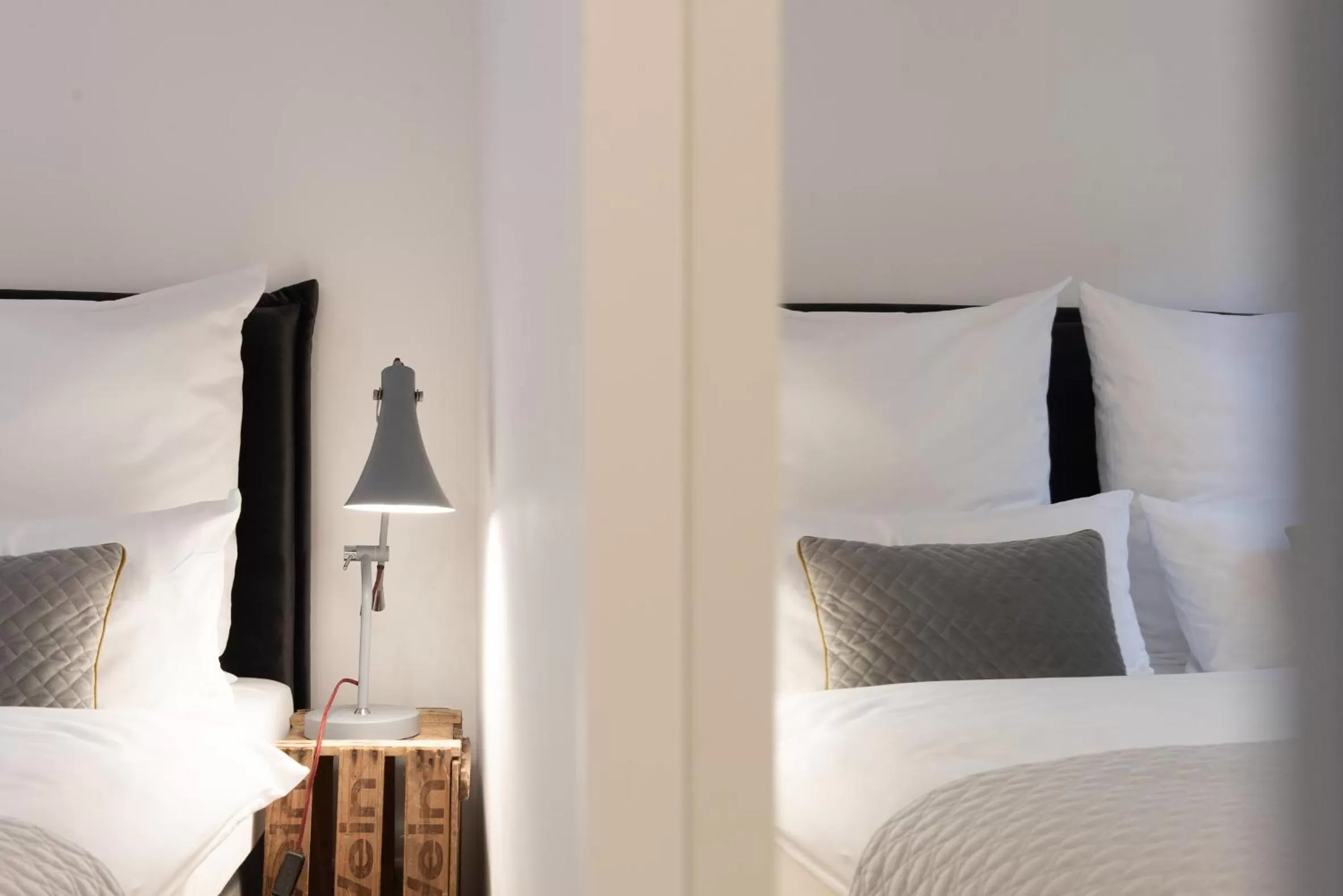 Bedroom, Bed in der Gänsbühl auf der Stadtmauer