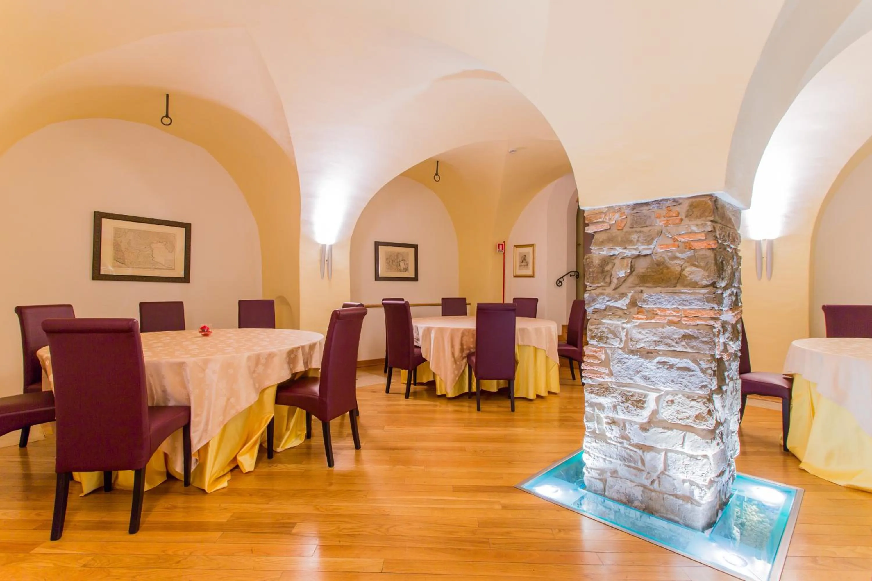 Restaurant/places to eat in Grand Hotel Entourage - Palazzo Strassoldo