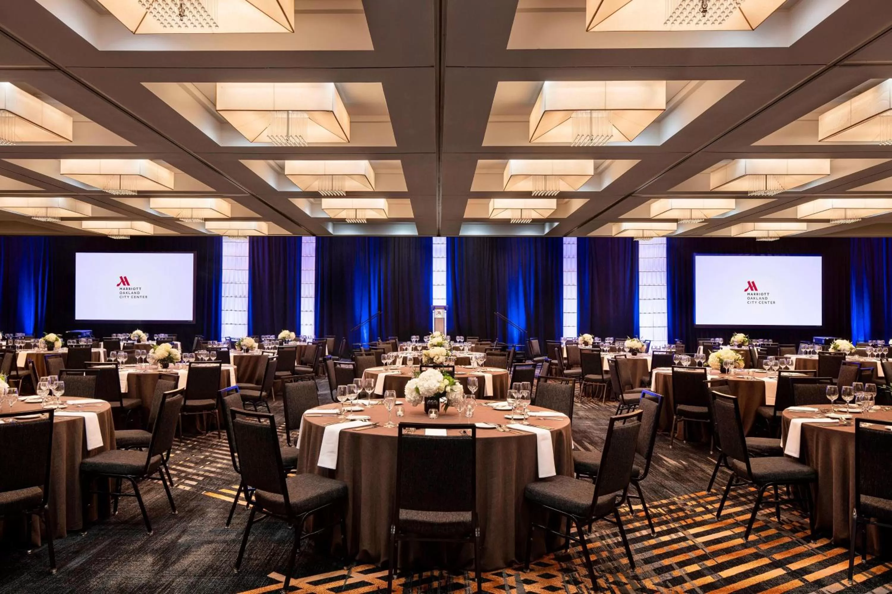 Meeting/conference room in Oakland Marriott City Center