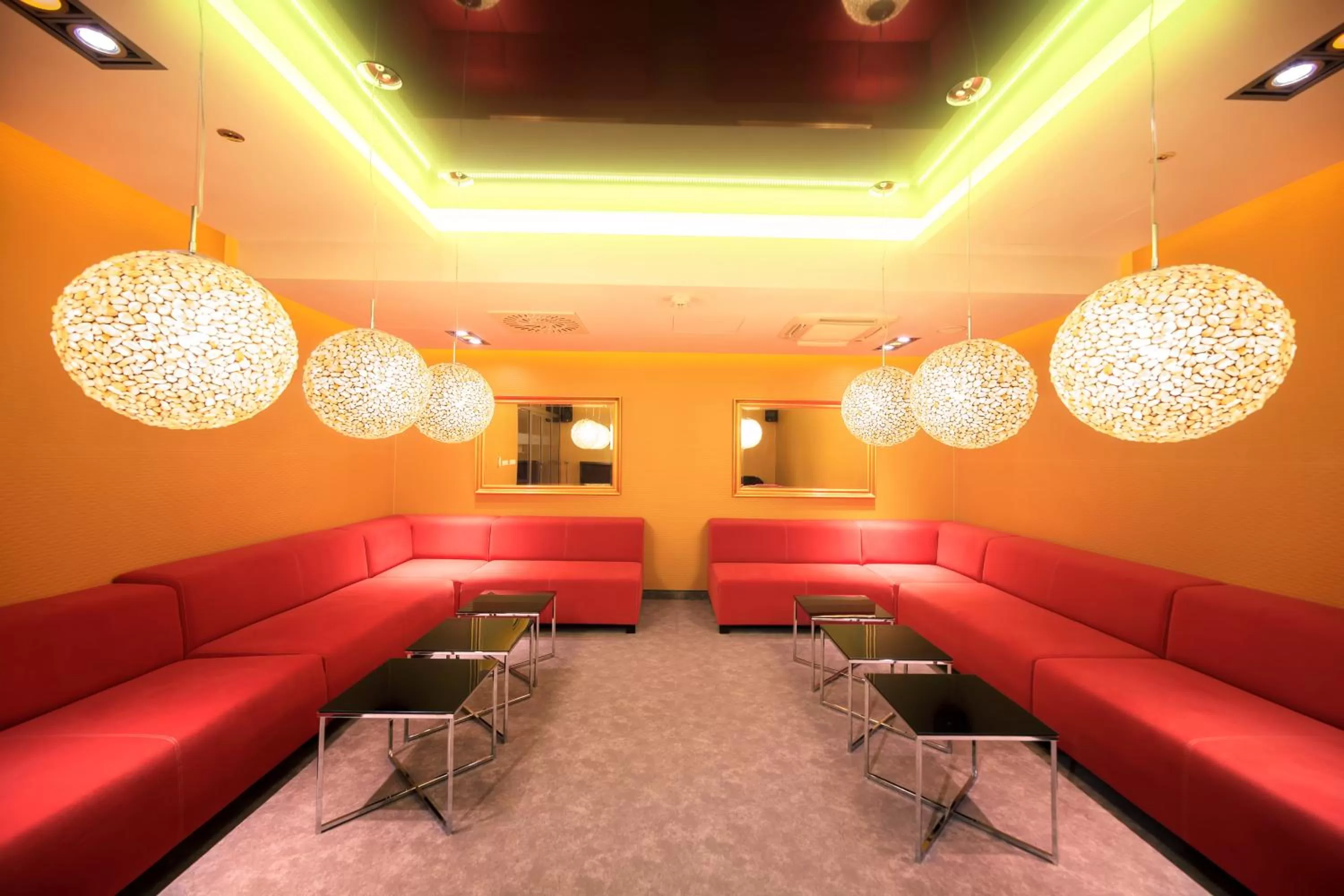 Nightclub / DJ in Słoneczny Zdrój Medical Spa & Wellness