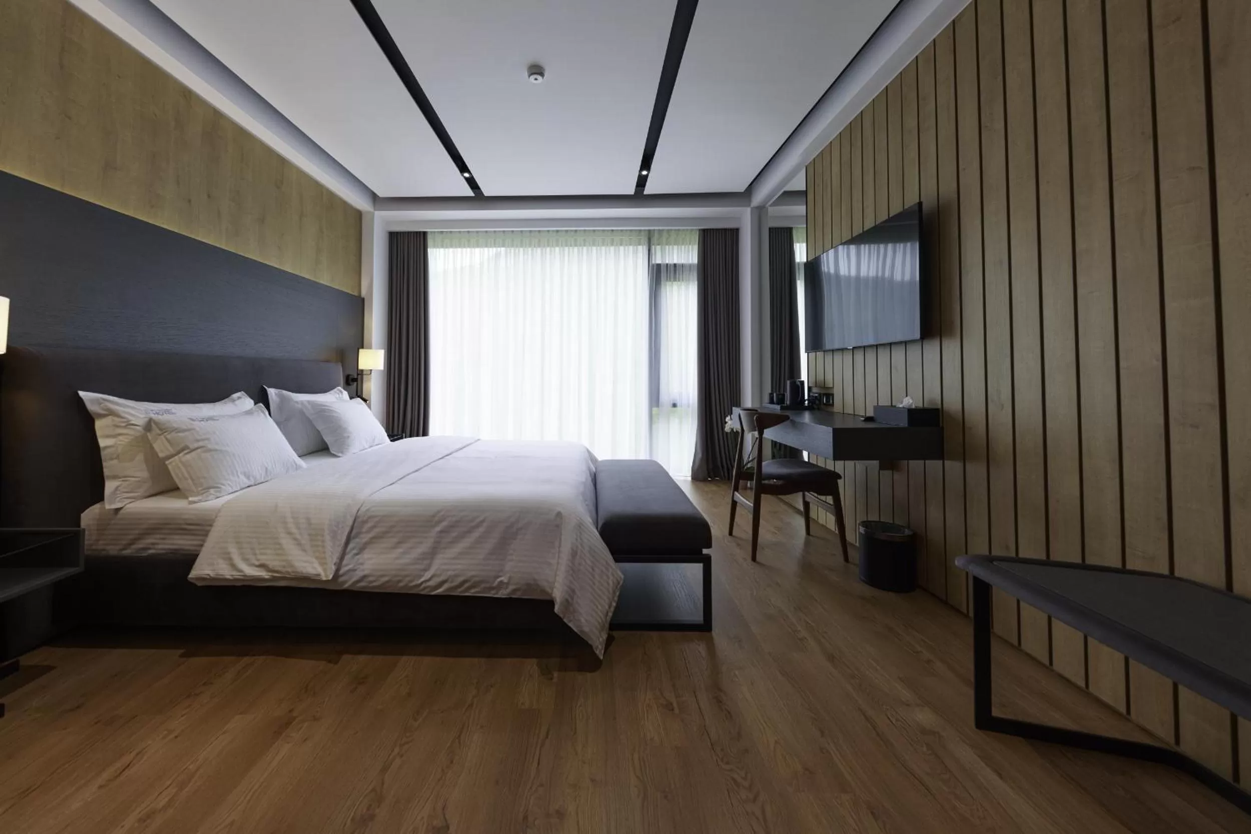 Bedroom, Bed in Hotel Uji Ftohte Tepelene