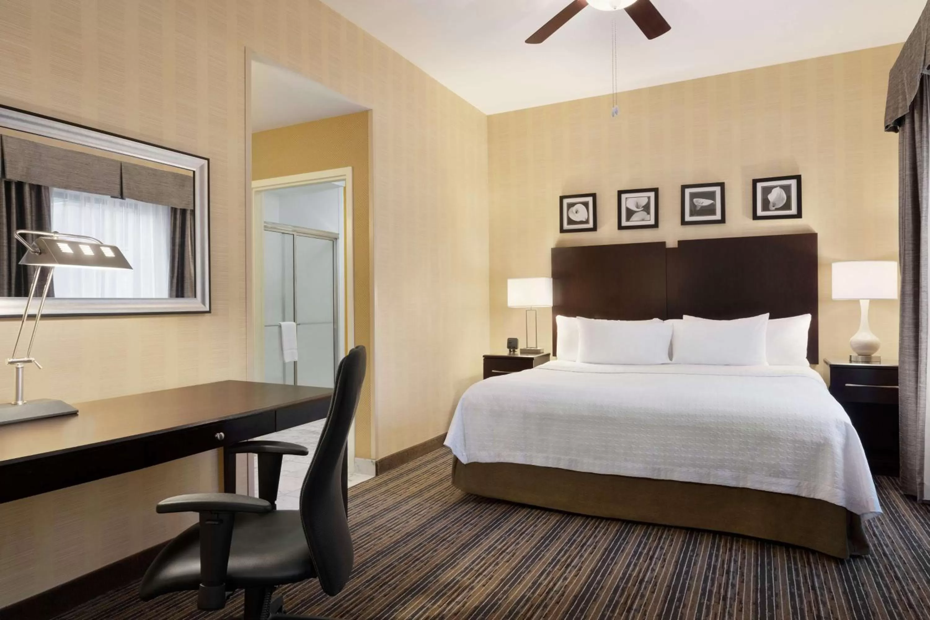 Bedroom, Bed in Homewood Suites by Hilton Newtown - Langhorne, PA