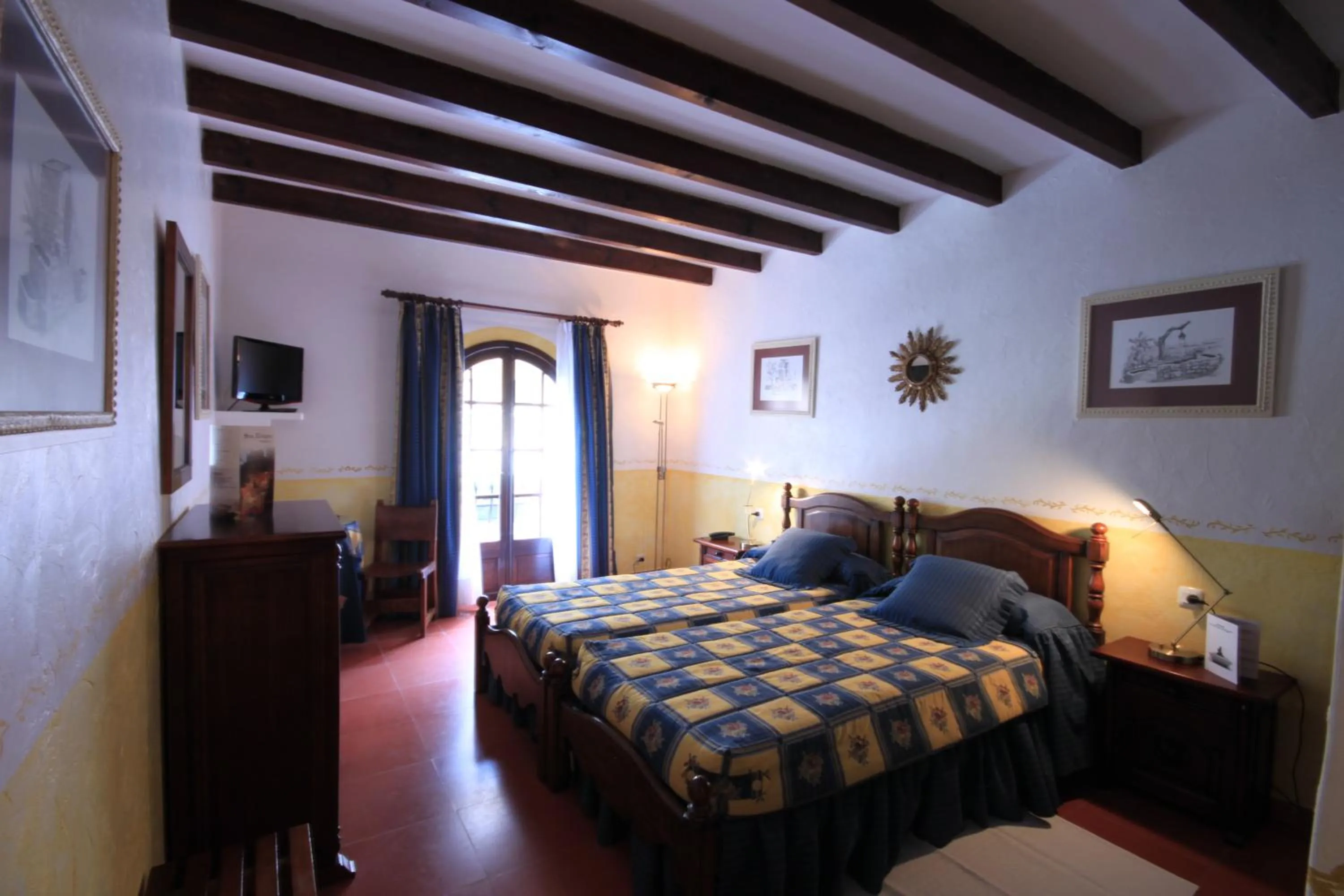 Photo of the whole room, Bed in Petit Hotel Ses Rotges - Only Adults