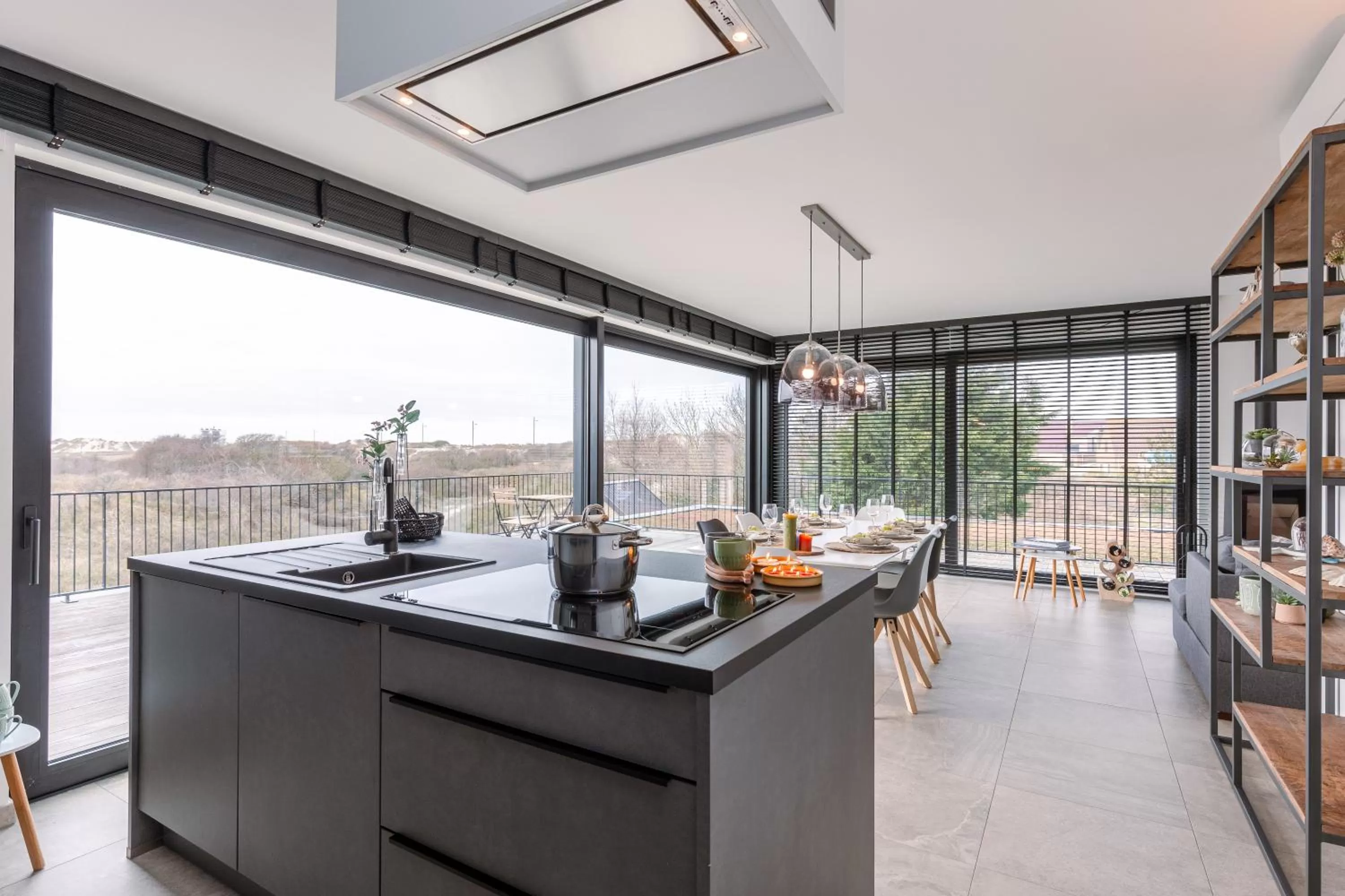 Dining area in Whaaw Westende-bad